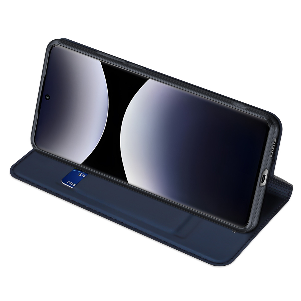 Ein Smartphone in einer dunkelblauen Leder-Klapphülle, aufgestellt mit einem sichtbaren Kartenfach.
