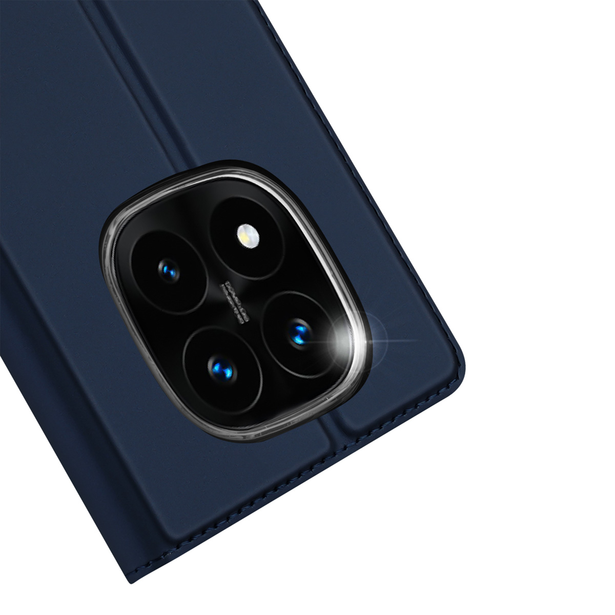 Blaue Smartphone-Hülle mit einer quadratischen Kamera, die vier Linsen und einen Blitz enthält.