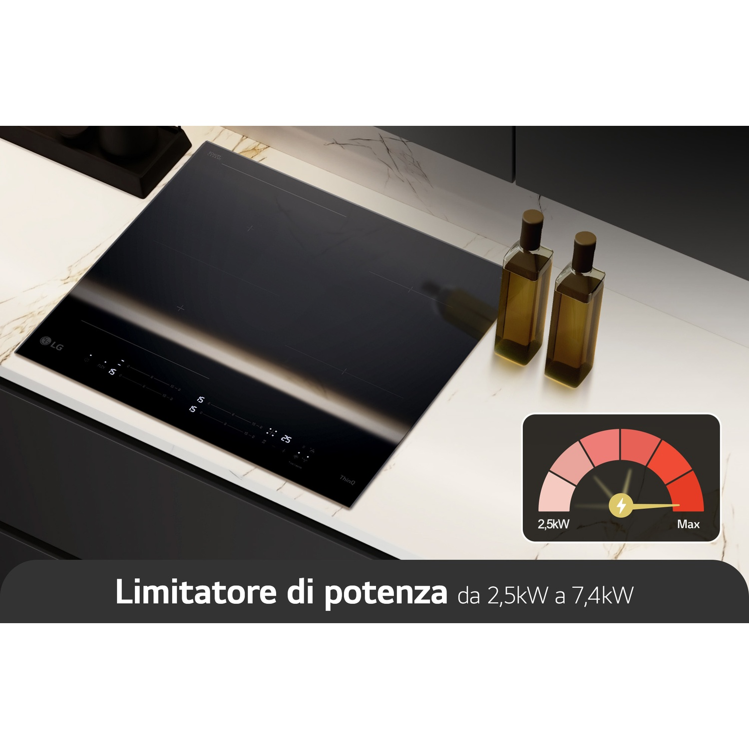 Piano cottura a induzione nero LG su piano in marmo bianco con bottiglie d'olio e indicatore.