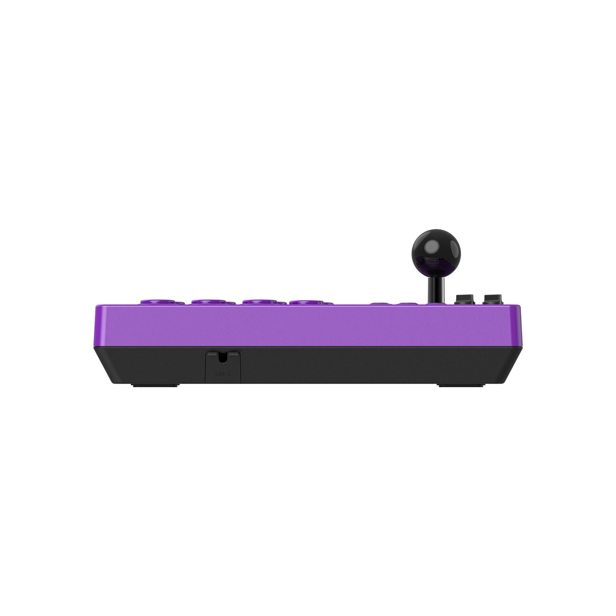Widok z boku fioletowego kontrolera arcade z czarnym drążkiem i portem USB-C.