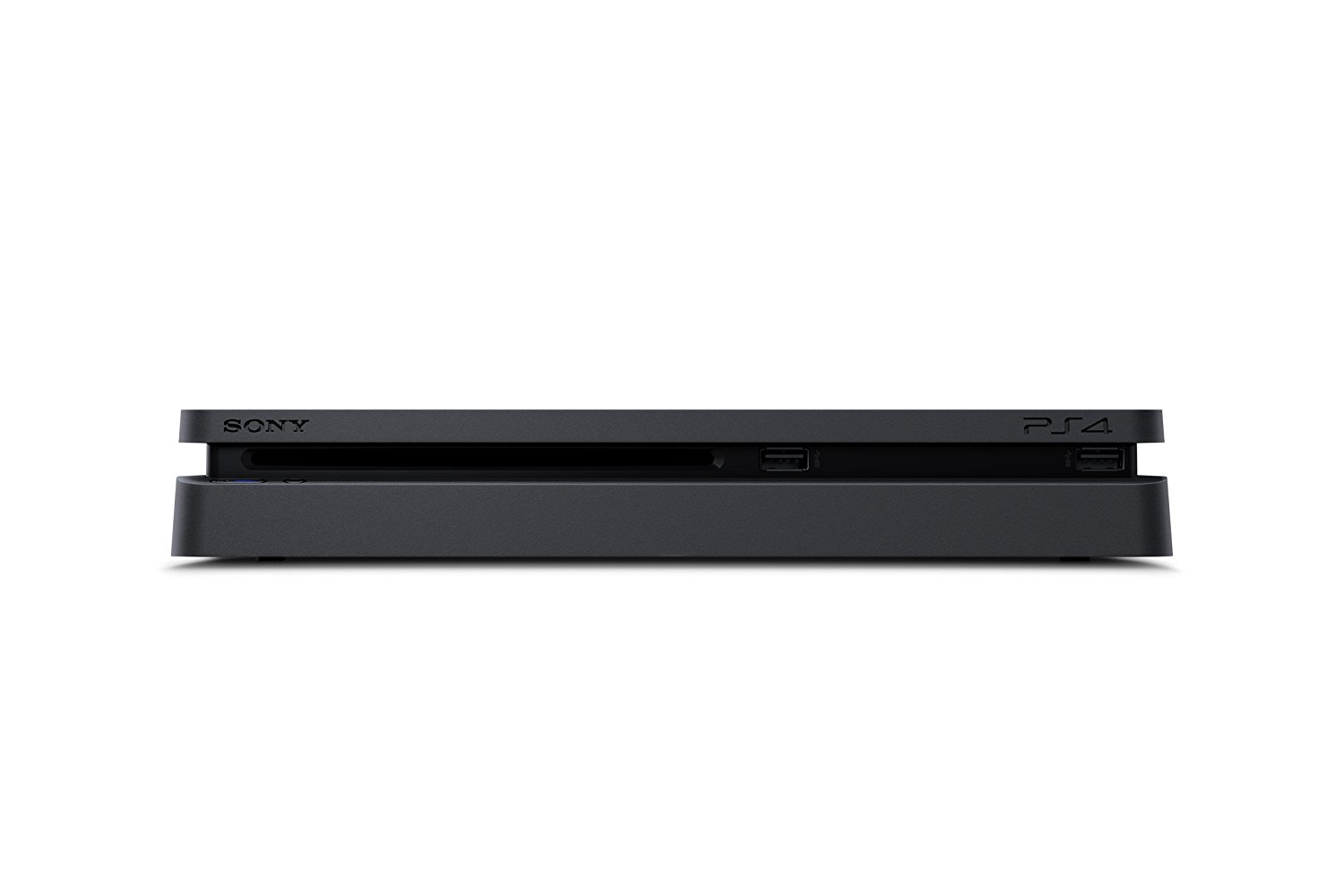 Eine schwarze Sony PS4-Spielkonsole von vorne mit USB-Anschlüssen auf einer weißen Oberfläche.