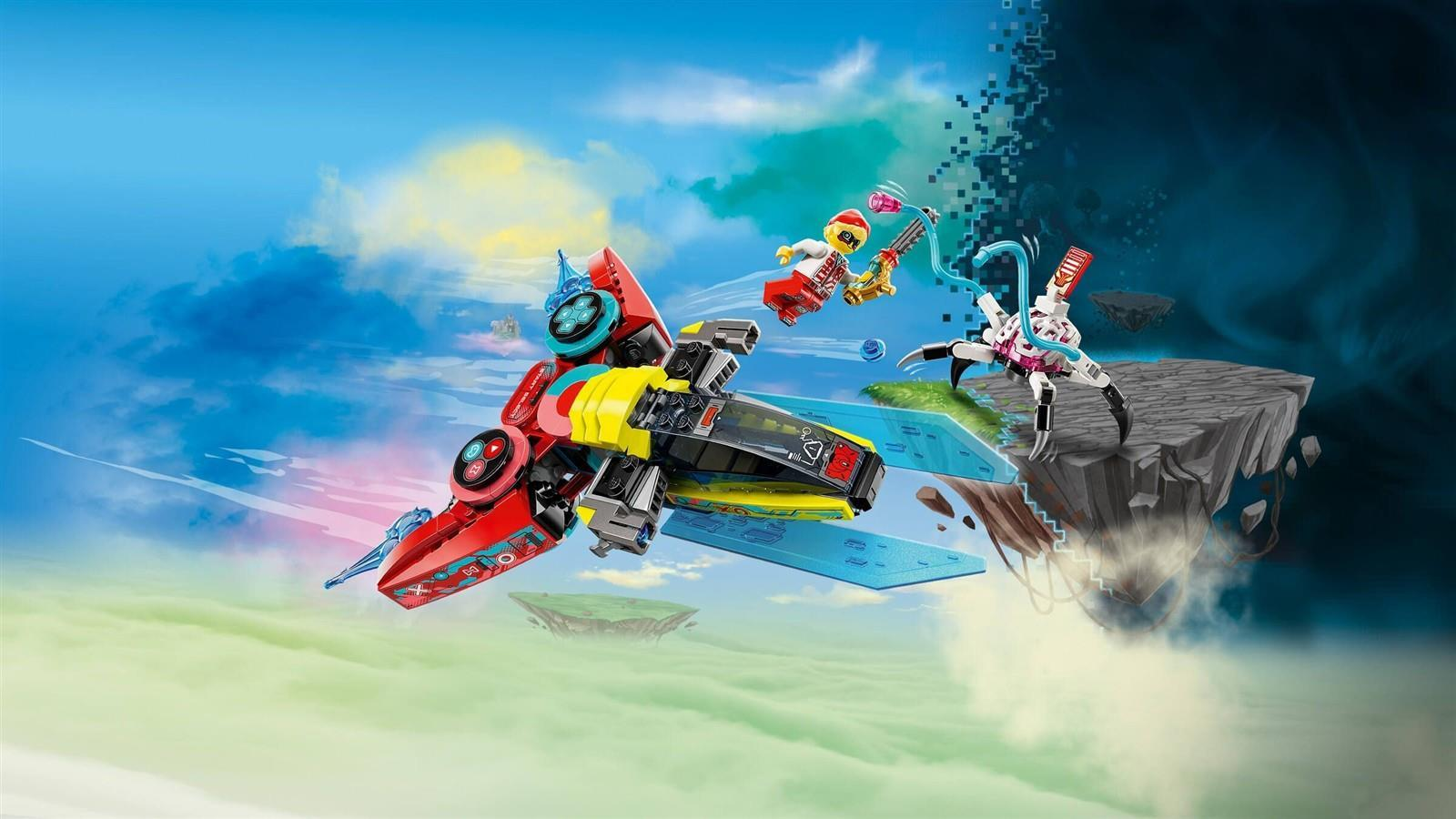 Lego-Action-Szene mit rotem Jet über schwebender Insel, Minifigur kämpft gegen Spinnenroboter am hellen Himmel.