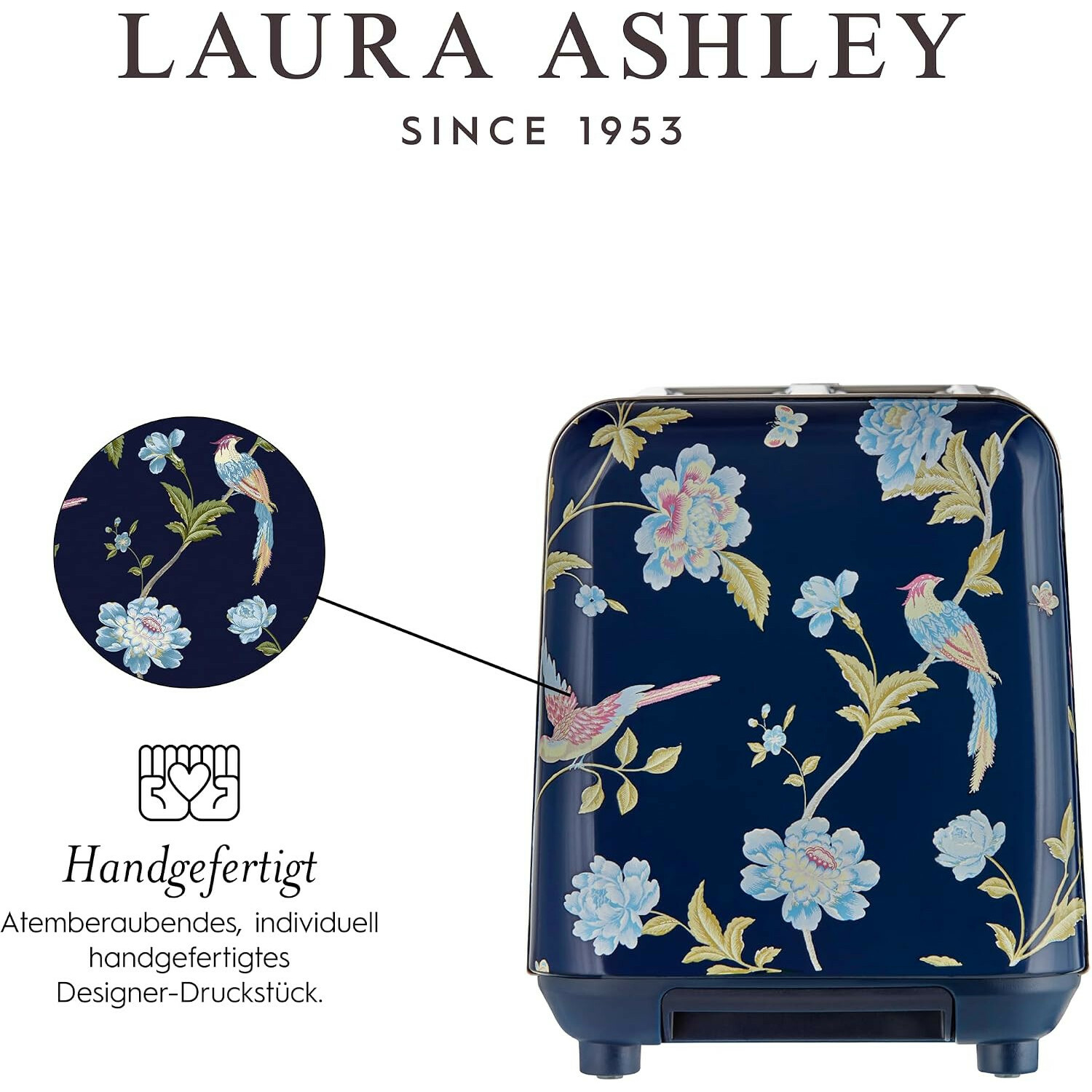 Laura Ashley Koffer mit blauem Blumen- und Vogelmuster und Handgefertigt-Logo.