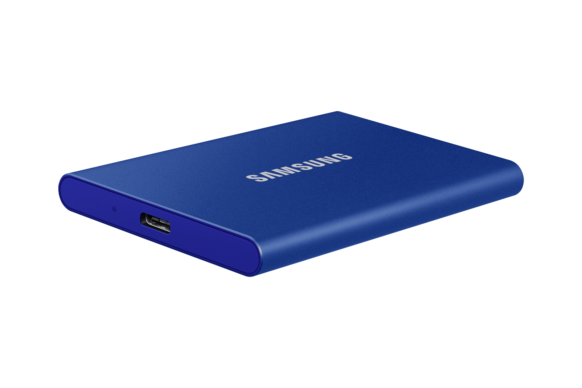 SSD azul de Samsung con puerto USB-C sobre fondo negro.