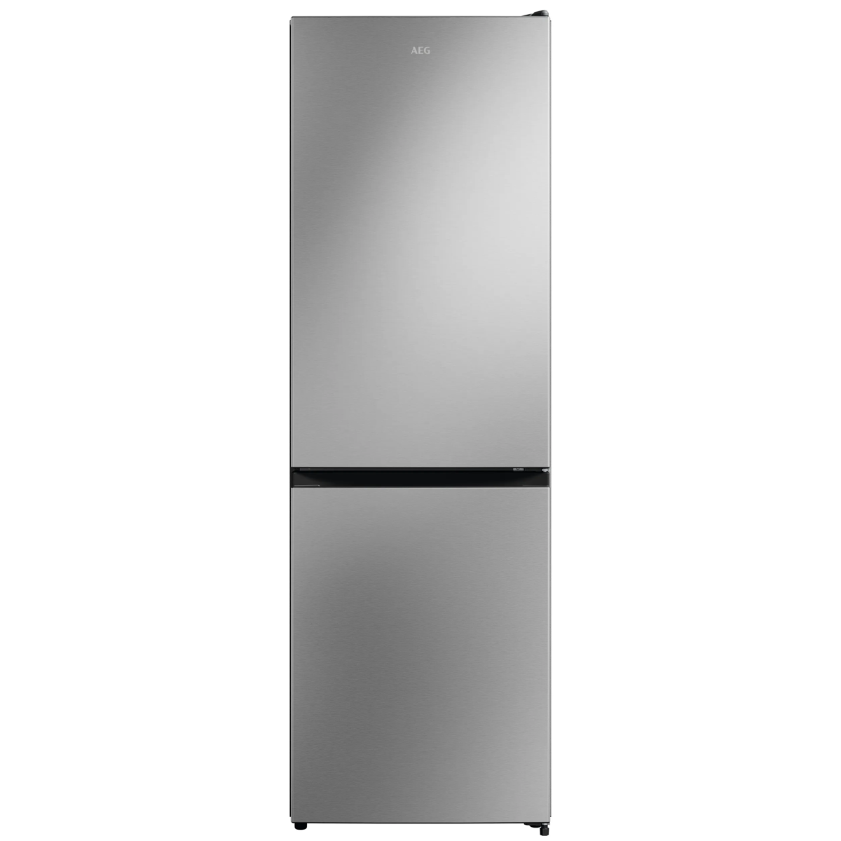 Un refrigerador AEG plateado con dos puertas sobre fondo negro.