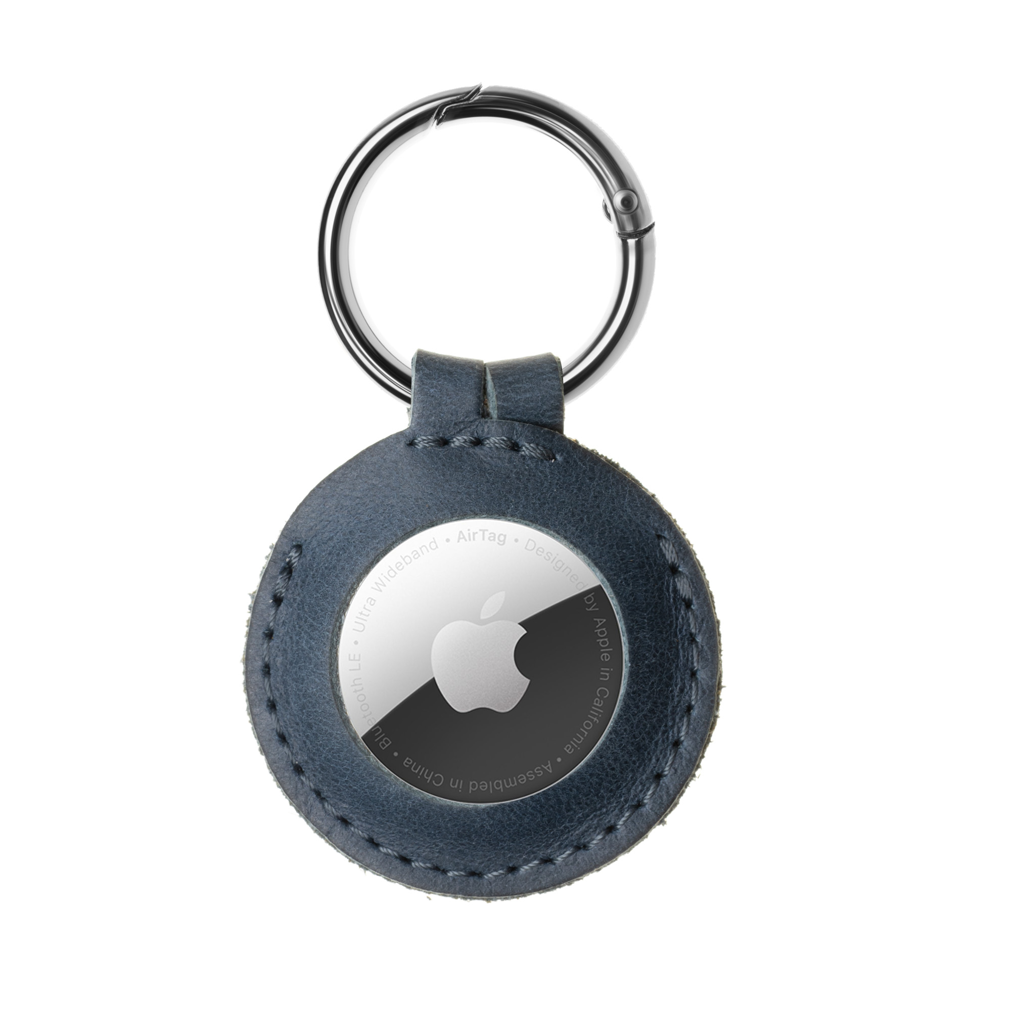 Ein blauer Leder-Schlüsselanhänger mit einem silbernen Apple AirTag und einem runden Schlüsselring.