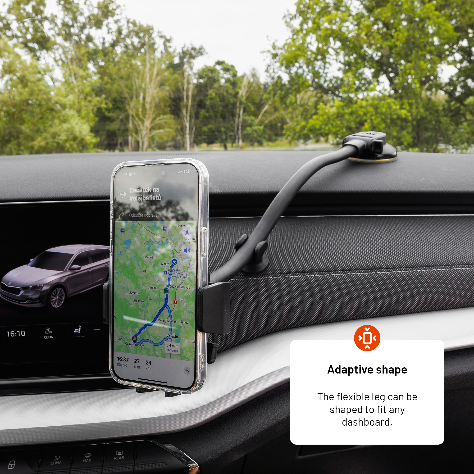 Ein Smartphone in einer Halterung mit flexiblem Arm auf einem Armaturenbrett, mit Navigations-App.