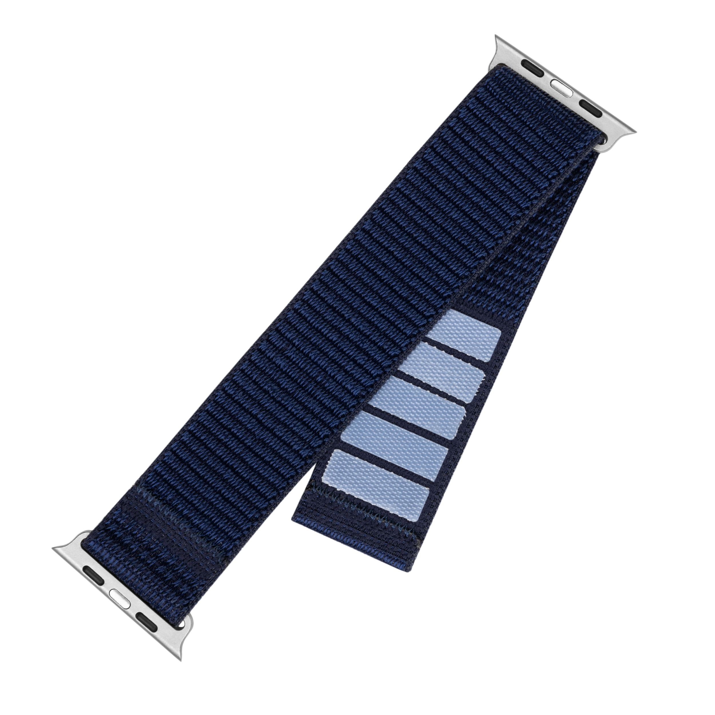Dunkelblaues Nylon-Uhrenarmband mit silbernen Adaptern auf weißem Grund.