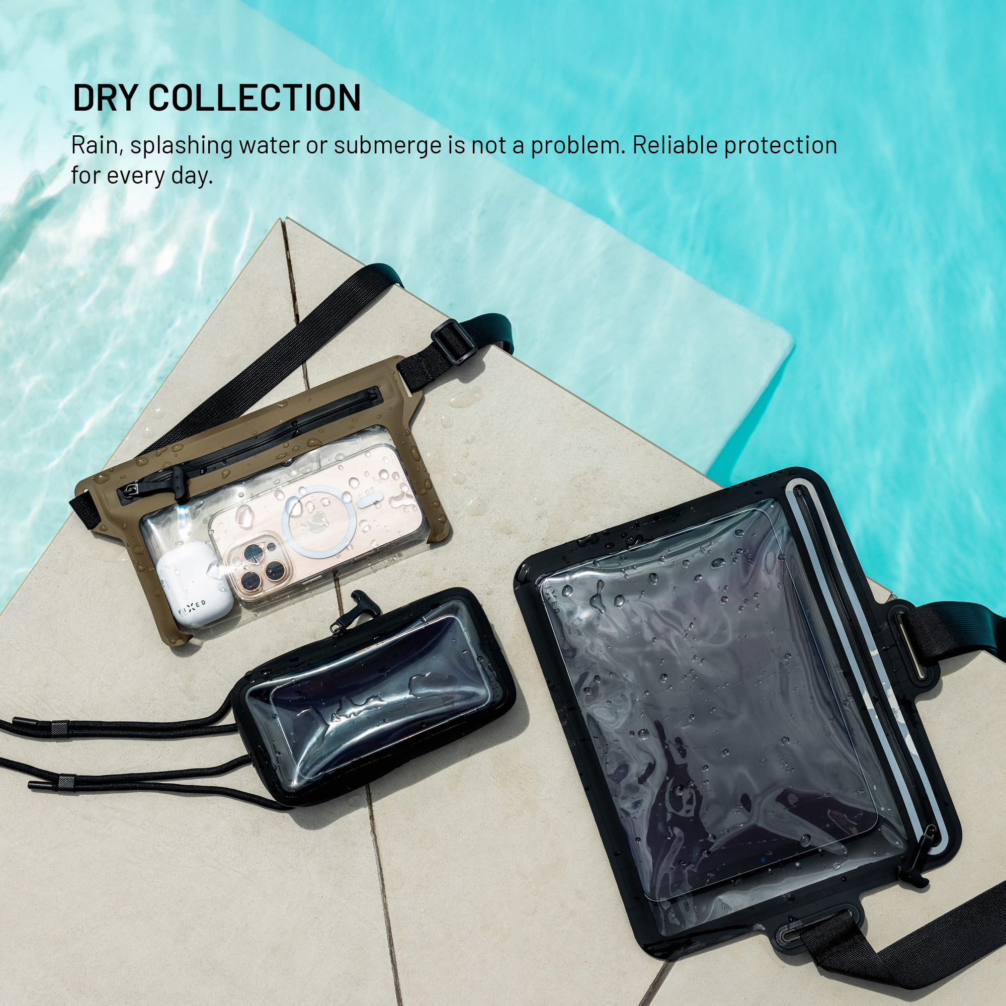 Drei wasserdichte Taschen mit Geräten und Text über einer Poolkante.