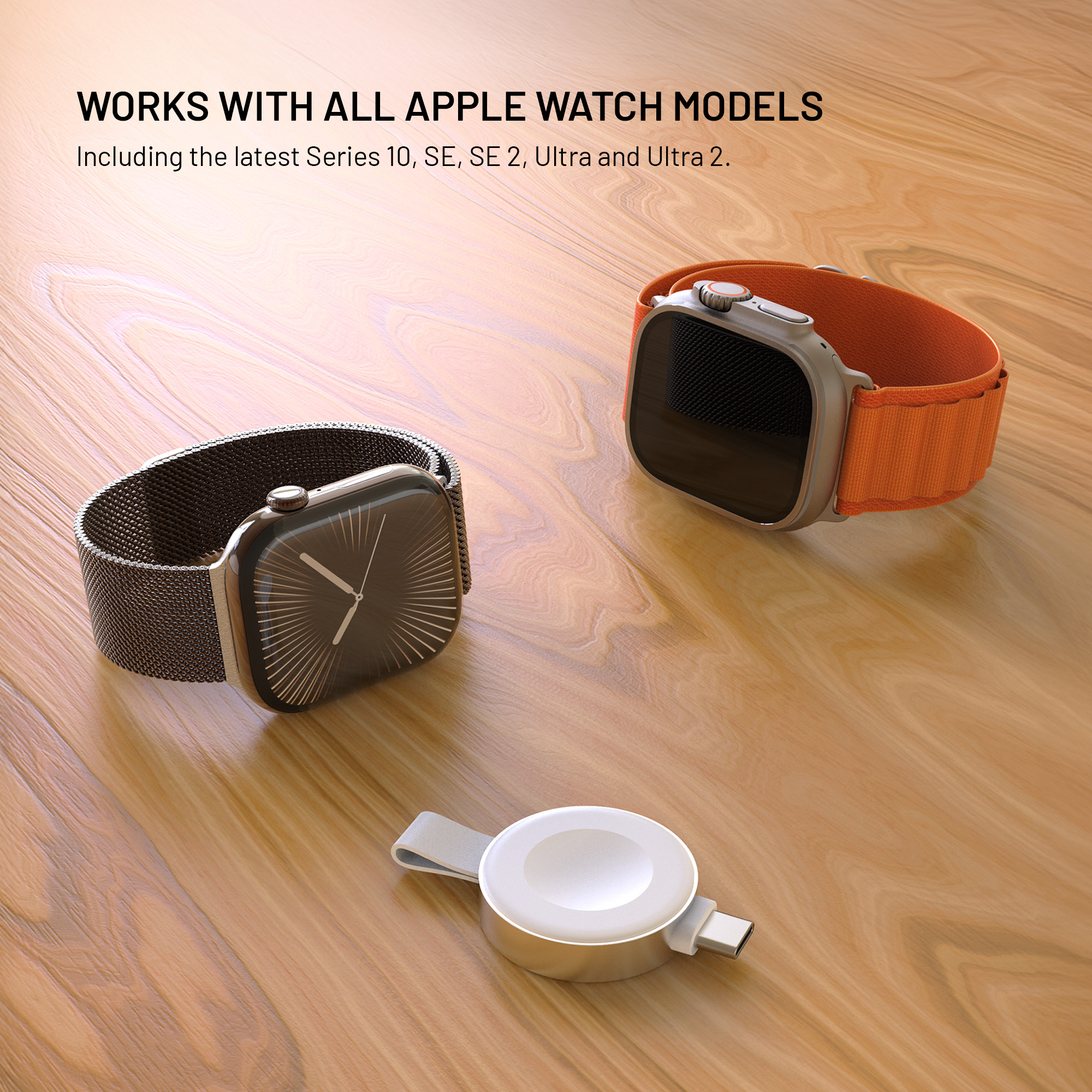 Zwei Apple Watches und ein Ladeadapter liegen auf einer Holzoberfläche.