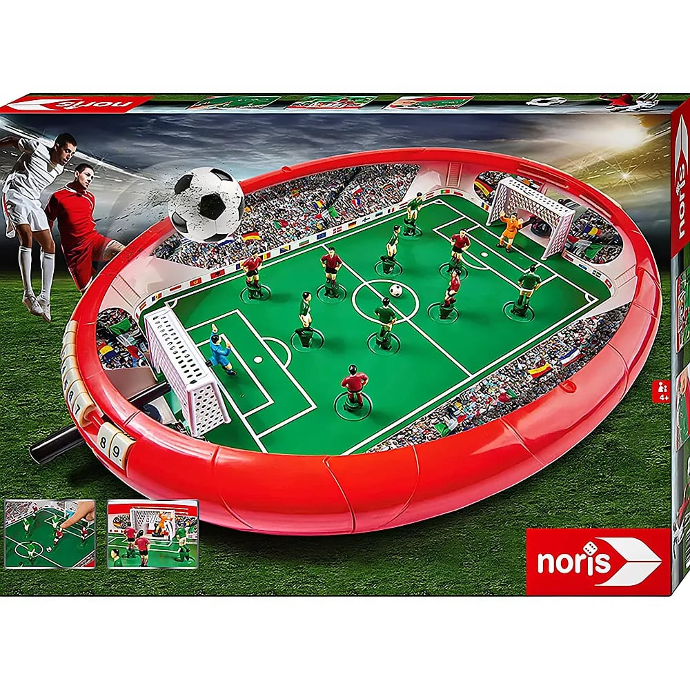Ein rotes Tischfußballspiel auf grünem Spielfeld mit Figuren und Stadionkulisse.