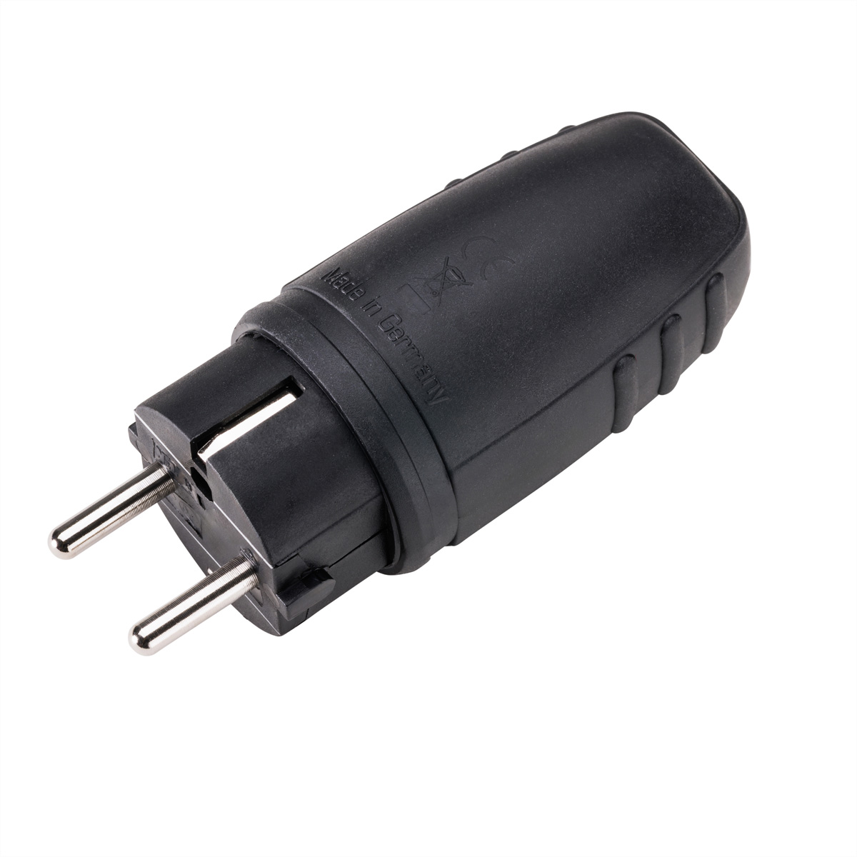 Ein schwarzer Schukostecker made in Germany mit zwei Metallpins auf weißem Hintergrund.