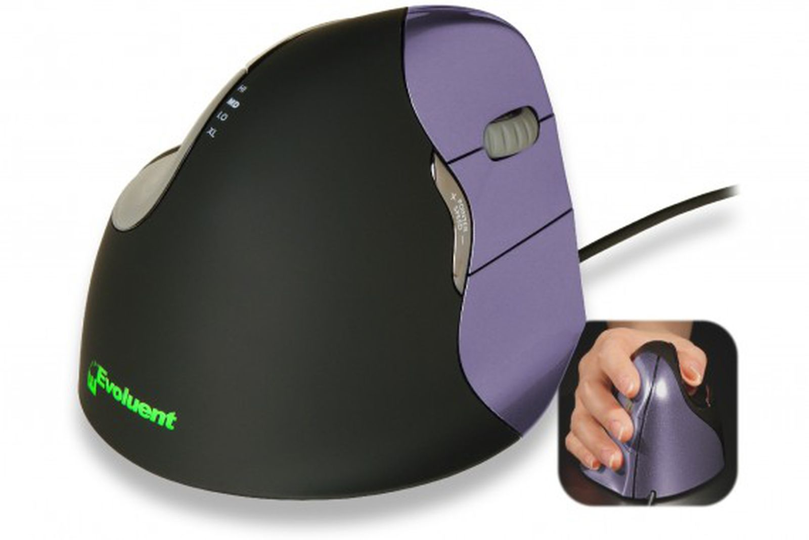 Un ratón vertical ergonómico Evoluent negro y morado, con una imagen incrustada que muestra una mano usándolo.