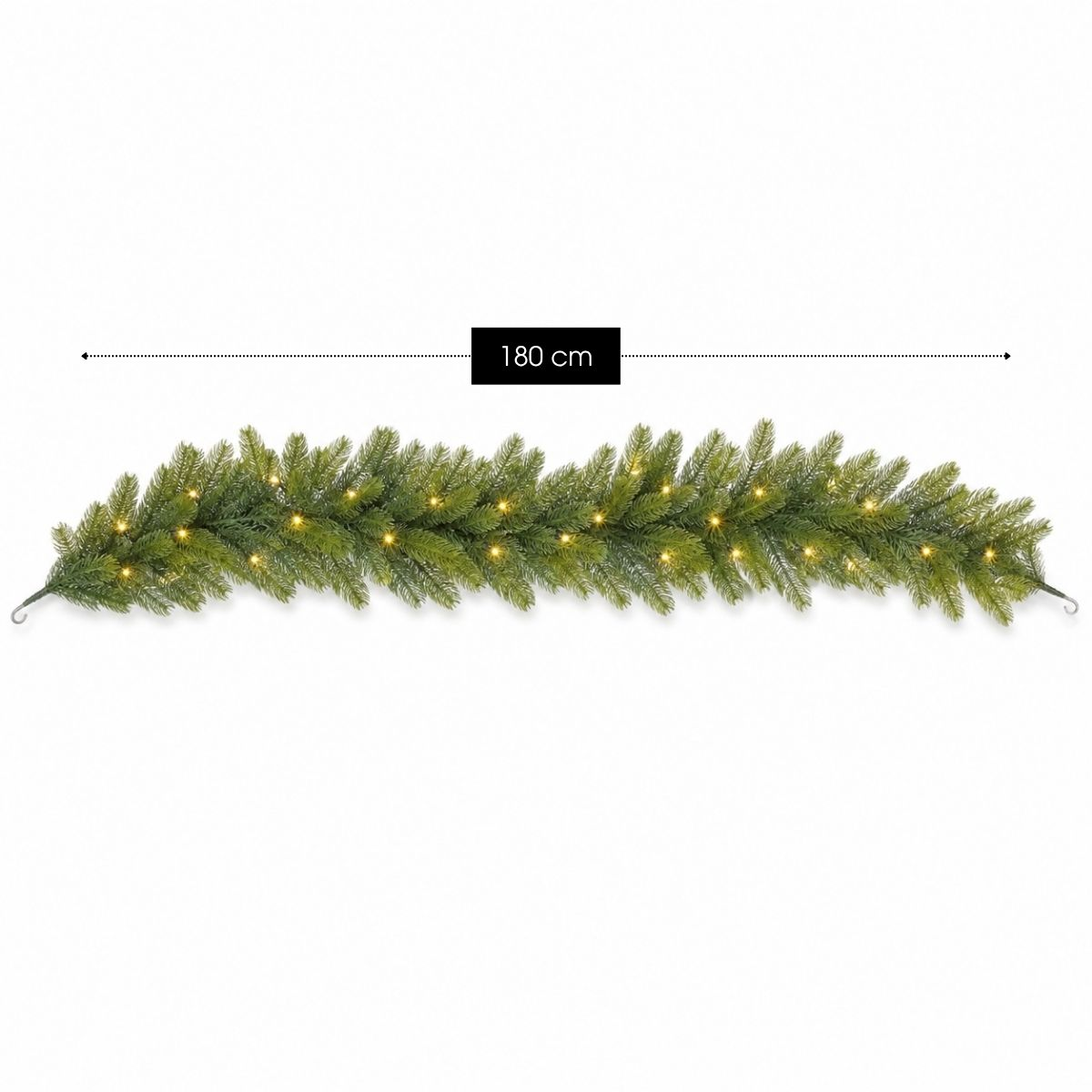 Eine 180 cm lange, grüne Weihnachtsgirlande mit warmweißen Lichterketten auf weißem Hintergrund.