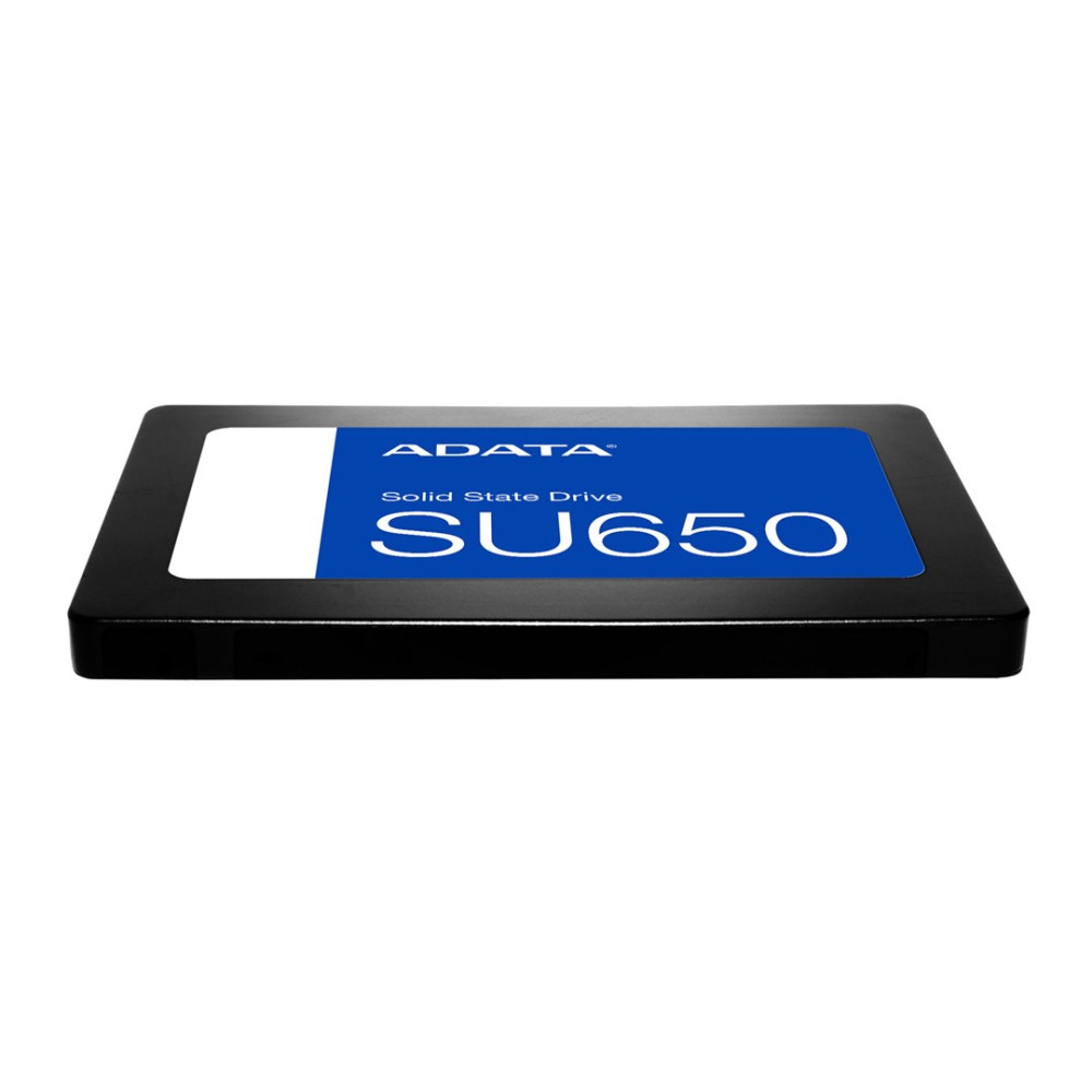 Schwarze ADATA SU650 Solid State Drive auf weißem Hintergrund.