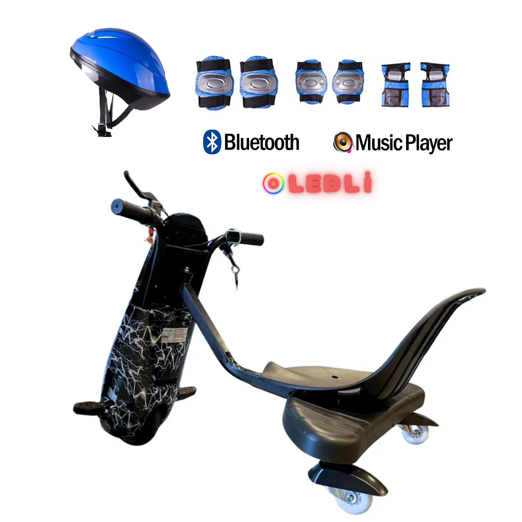 Beyaz arka planda koruyucu ekipman, mavi kask, Bluetooth ve müzik çalar simgelerine sahip siyah bir drift trike scooter.