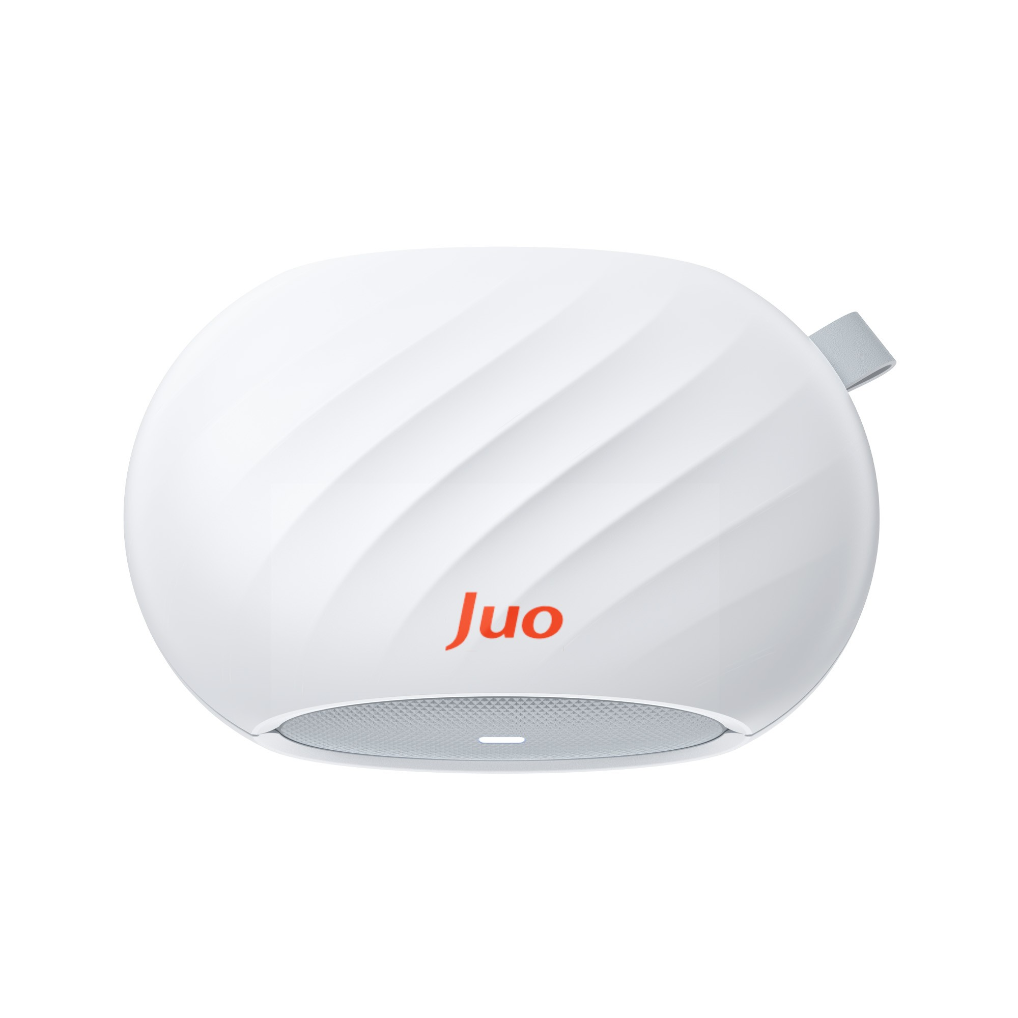 Çapraz oluklu, kırmızı logolu ve küçük gri askı halkalı beyaz, oval bir Juo Bluetooth hoparlör.