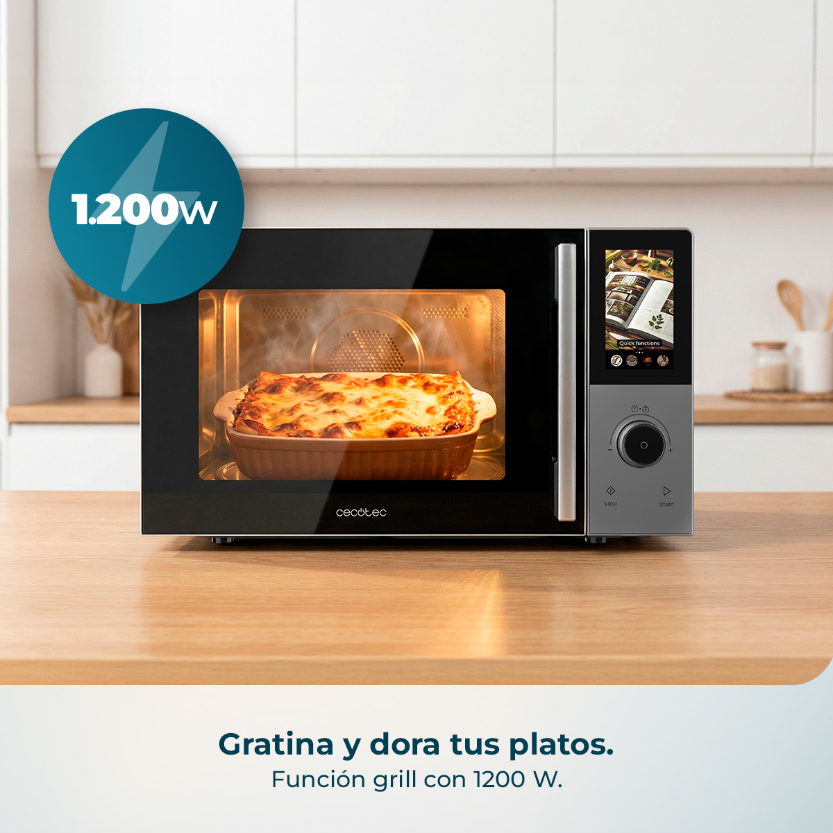 Microondas moderno en encimera de madera con 1.200W de potencia, pantalla digital y una cazuela dentro.