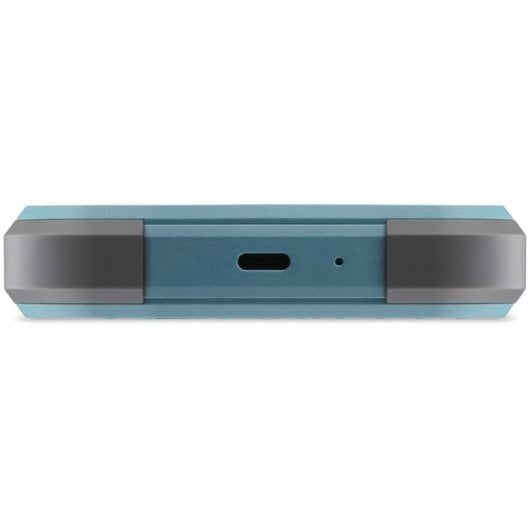Vista dal basso di power bank blu con porta USB-C nera.