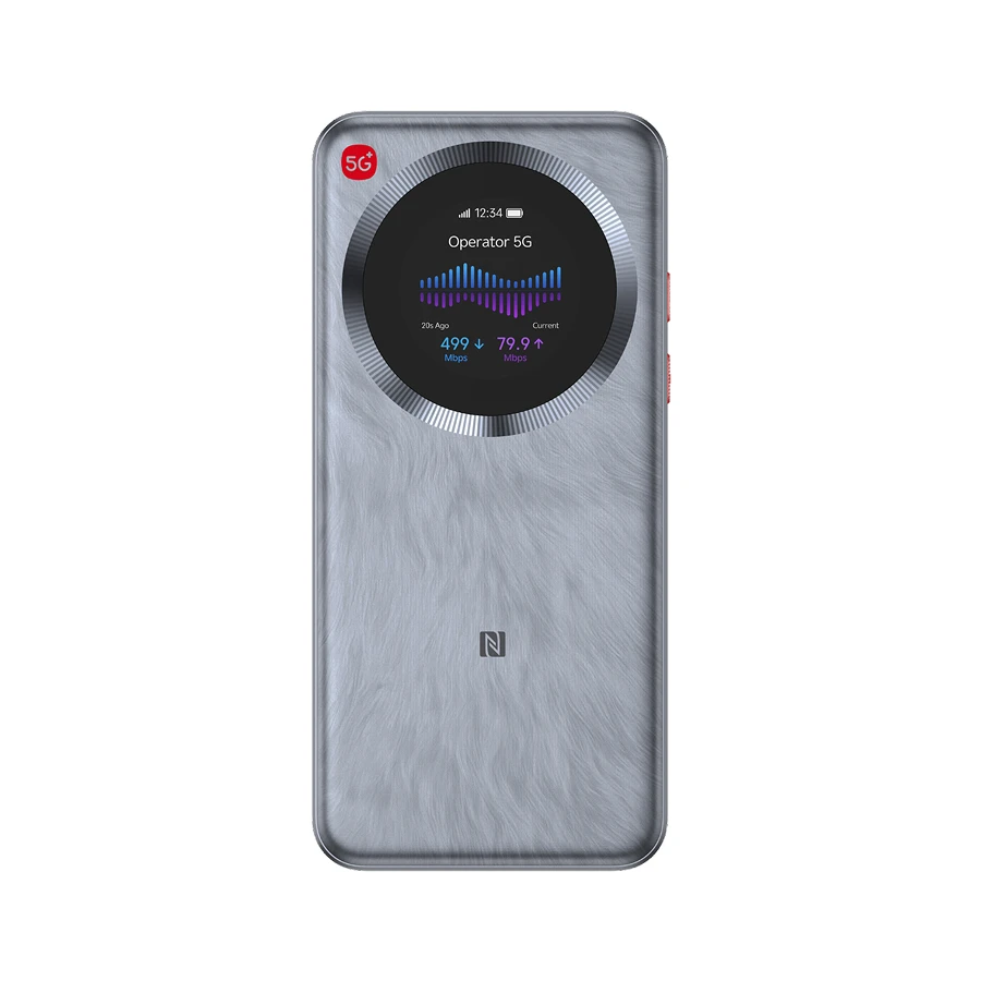 Szary tył smartfona z okrągłym ekranem pokazującym statystyki 5G, logo NFC i teksturowanym metalicznym wykończeniem.