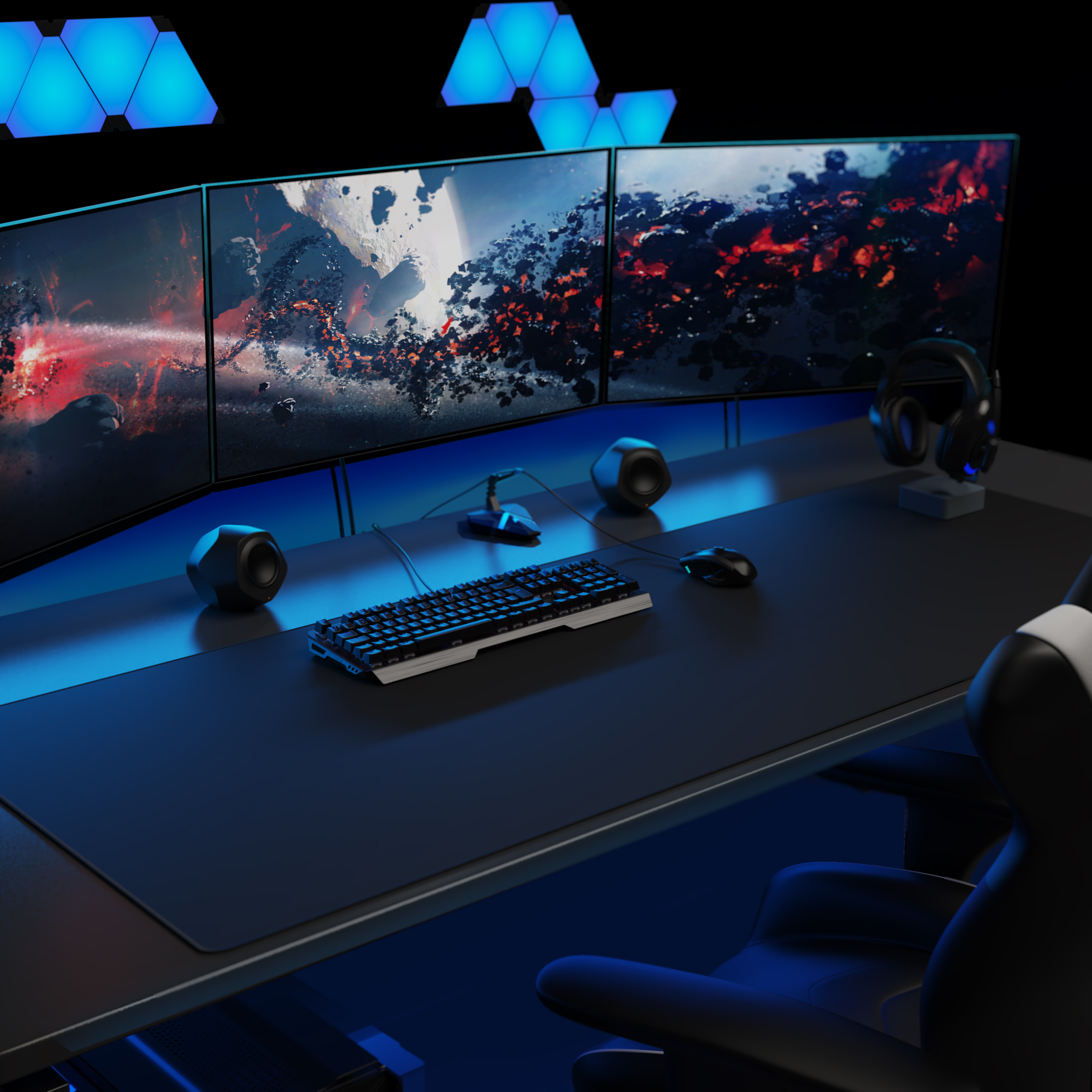 Ein Gaming-Setup mit drei Monitoren, die eine Weltraumszene zeigen, Tastatur, Maus, Lautsprechern und blauer Beleuchtung.