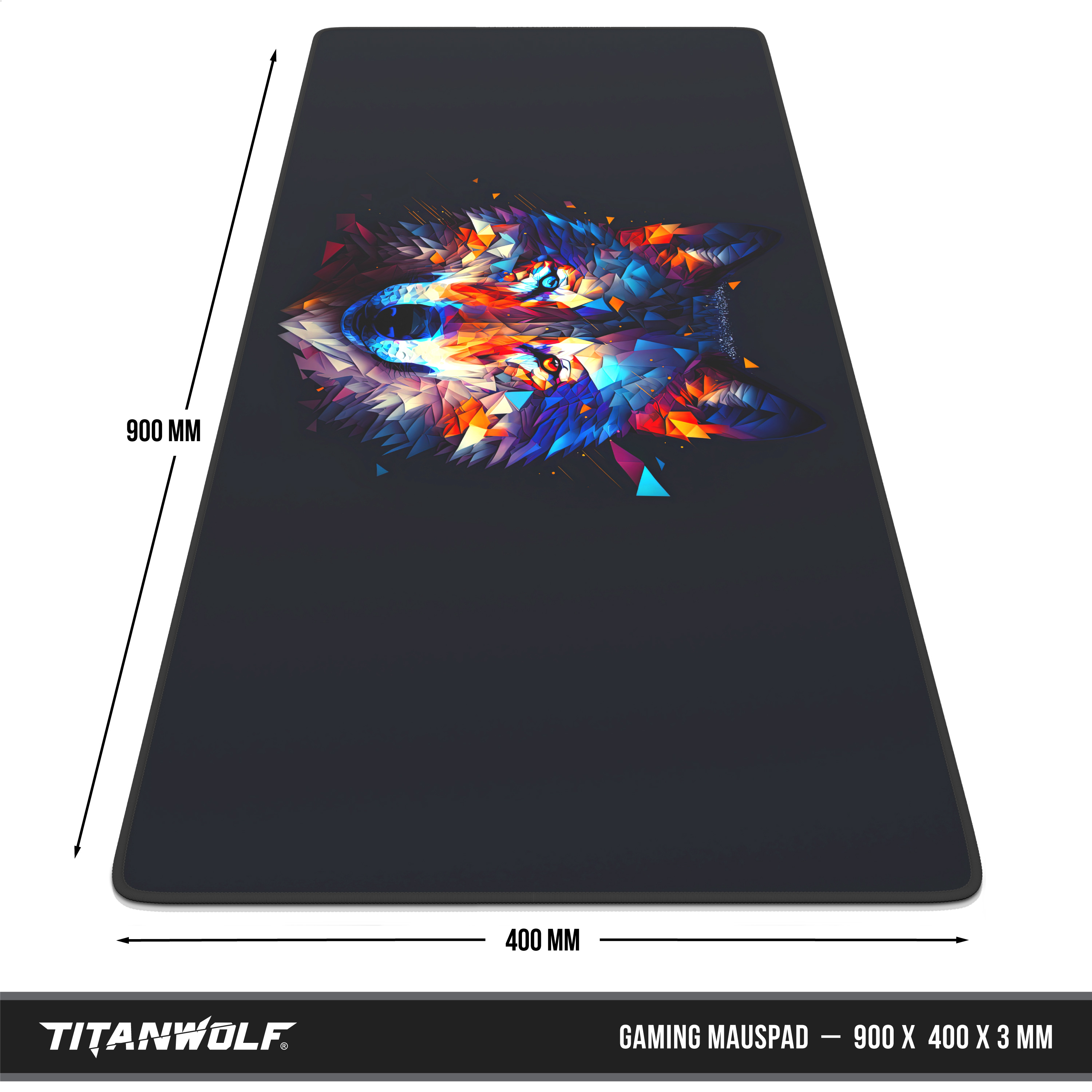 Ein schwarzes Titanwolf Gaming-Mauspad mit einem bunten, polygonalen Wolfsgesicht und Maßen von 900x400x3 mm.