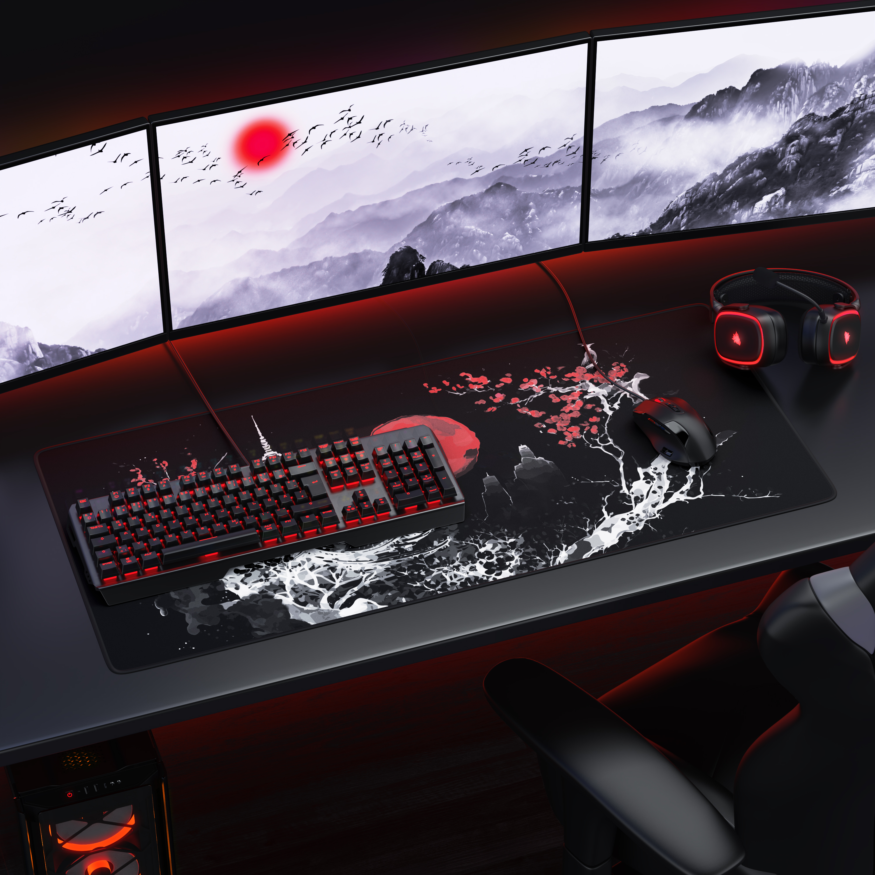 Gaming-Schreibtisch mit drei Monitoren, roter Beleuchtung, Tastatur, Maus und Kopfhörern.