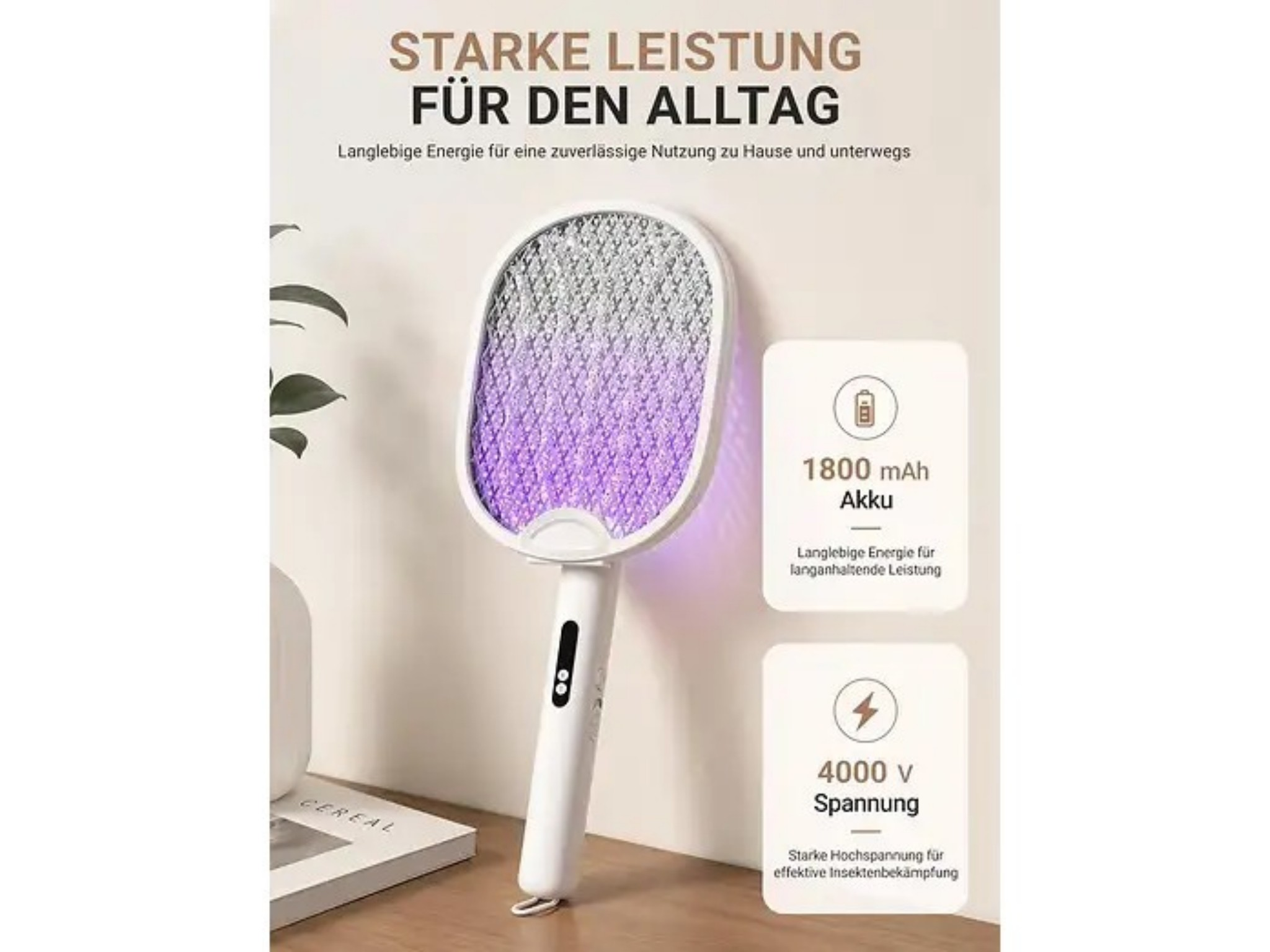 Weiße elektrische Fliegenklatsche mit violettem Licht und Textgrafiken auf beige Hintergrund.