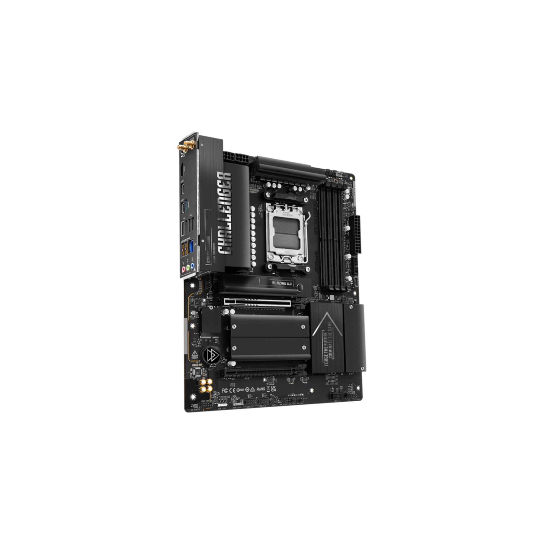 Schwarzes Challenger-Motherboard mit CPU-Sockel, RAM-Slots, Kühlkörpern und I/O-Shield auf weißem Hintergrund.