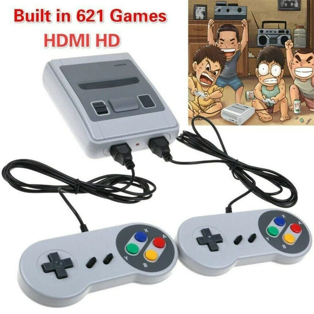 Eine graue Retro-Spielkonsole mit zwei Kabel-Controllern und Text, der 621 Spiele verspricht.