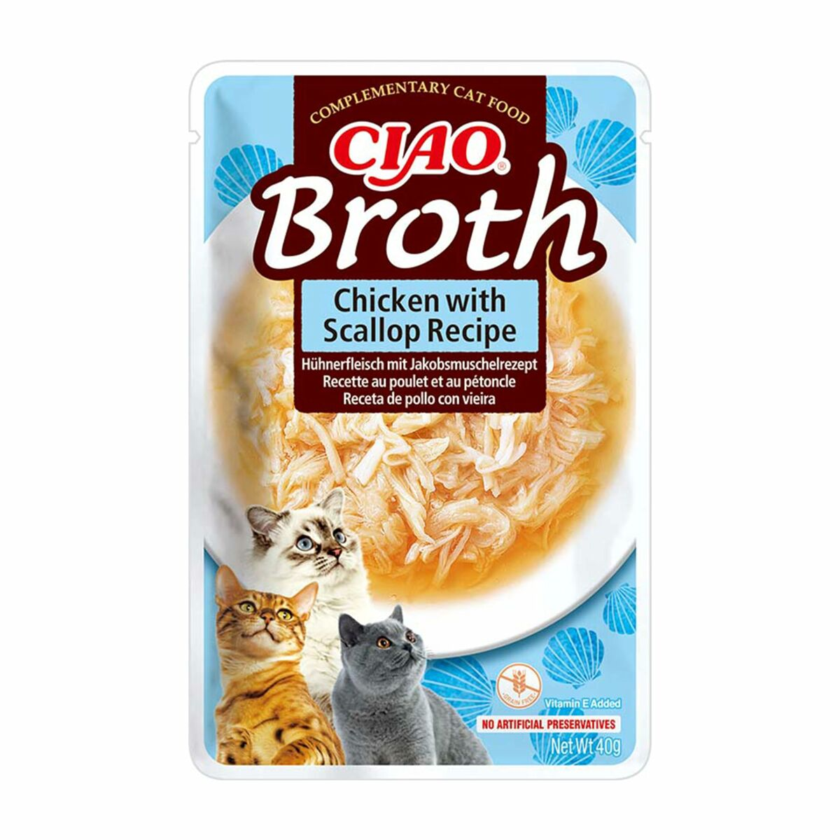 Saszetka z karmą dla kota CIAO Broth z kurczakiem i małżami oraz trzema kotami.