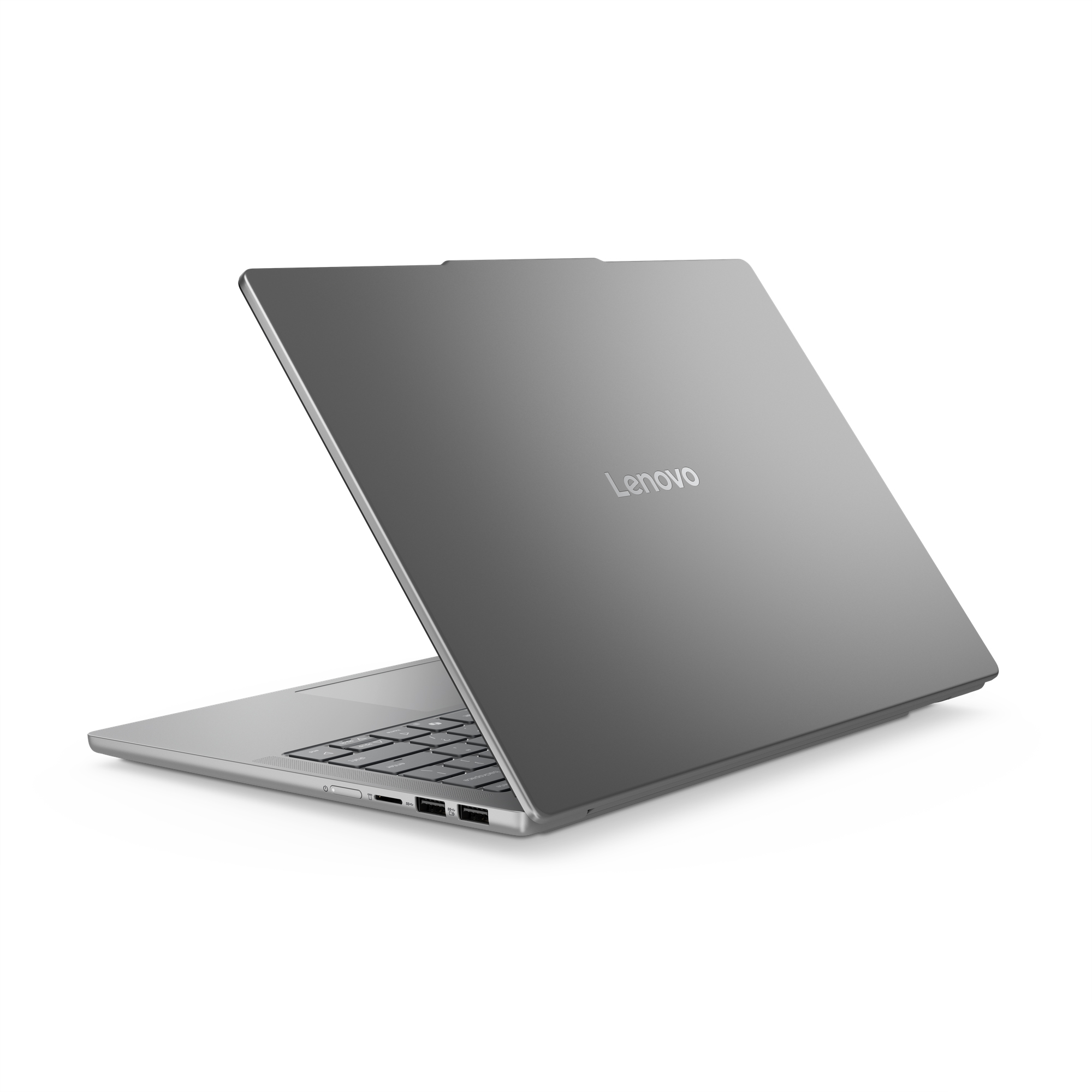 Beyaz zemin üzerinde gri renkli bir Lenovo dizüstü bilgisayar, arka ve sağ yandan görünüm.