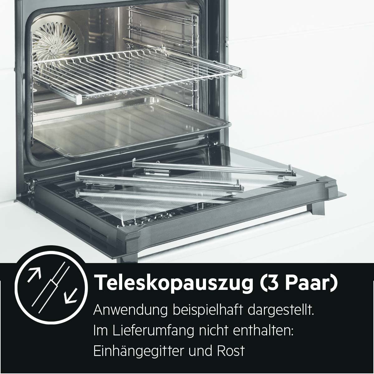 Offener Backofen mit Rost und Backblech, unten ein schwarzer Balken mit deutschem Text.