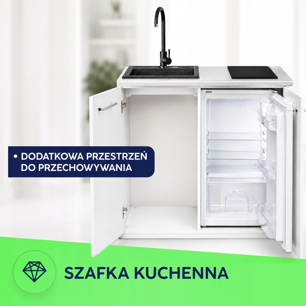Kompaktowy biały aneks kuchenny ze zlewem, kraniakiem, wbudowaną mini lodówką i otwartą szafką.