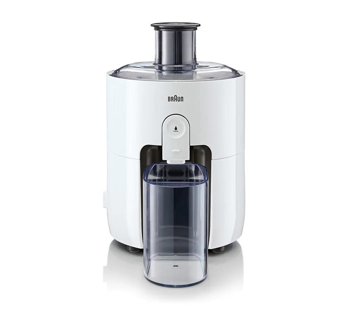 Una centrifuga Braun bianca con contenitore di succo trasparente su superficie bianca e sfondo bianco.