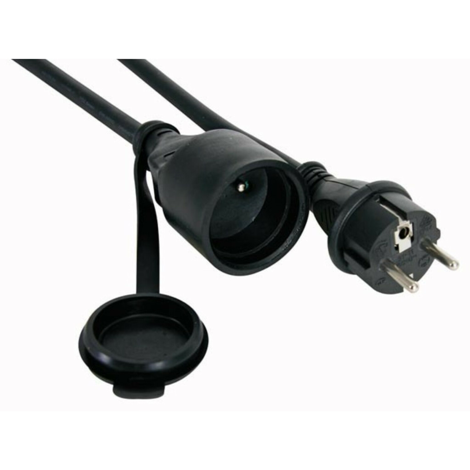 Ein schwarzes Verlängerungskabel mit einer Steckdose und einer Schutzkappe sowie einem Stecker auf weißem Hintergrund.