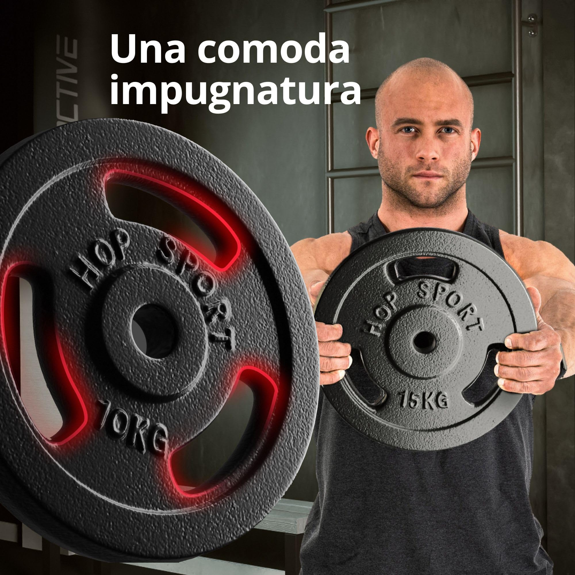 Ein muskulöser Mann hält eine Hop-Sport Hantelscheibe in einem Fitnessstudio.