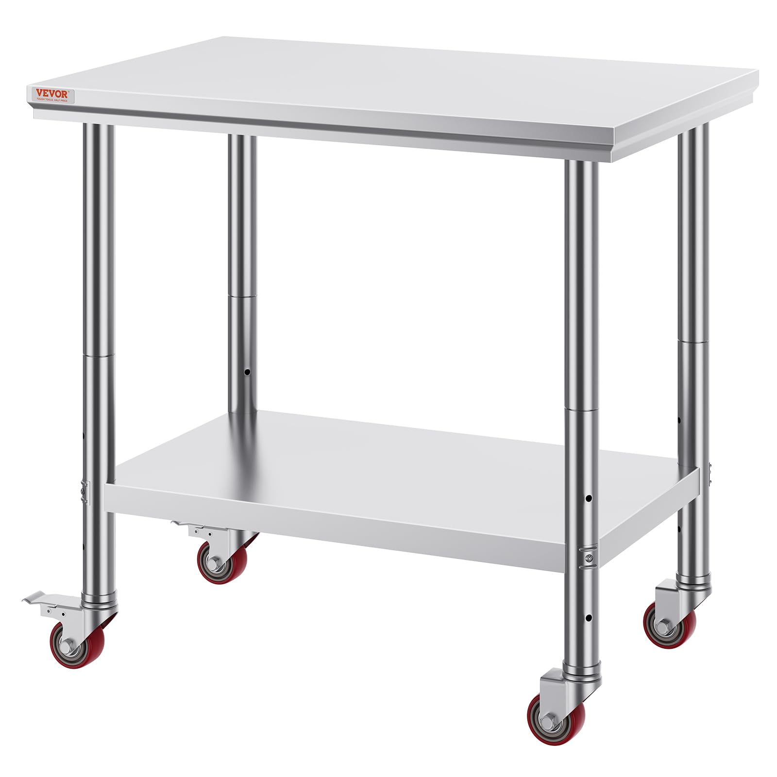 Table de travail en acier inoxydable avec étagère inférieure et quatre roulettes rouges sur fond blanc.