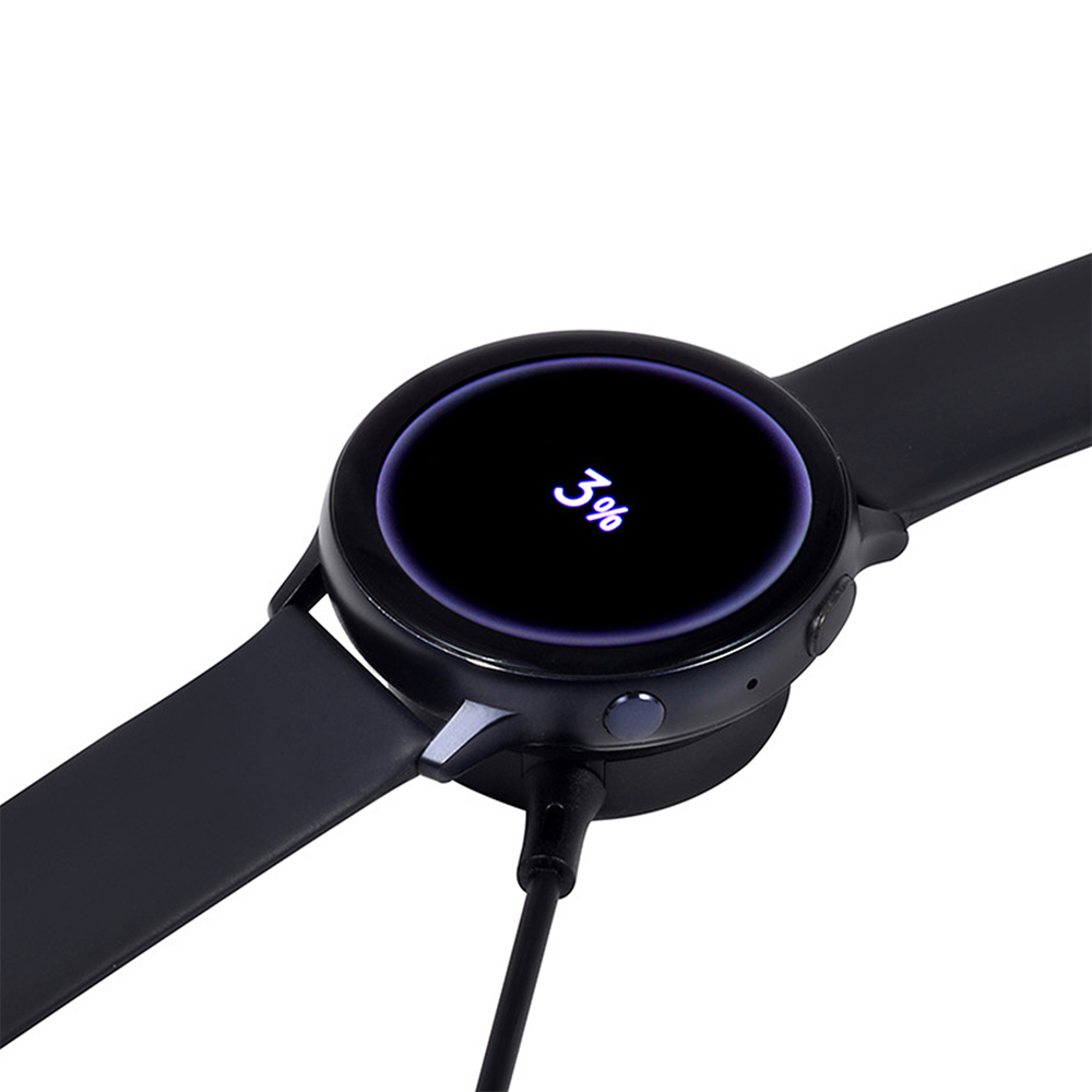 Eine schwarze Smartwatch lädt auf einer kabellosen Ladestation und zeigt drei Prozent Akkustand.