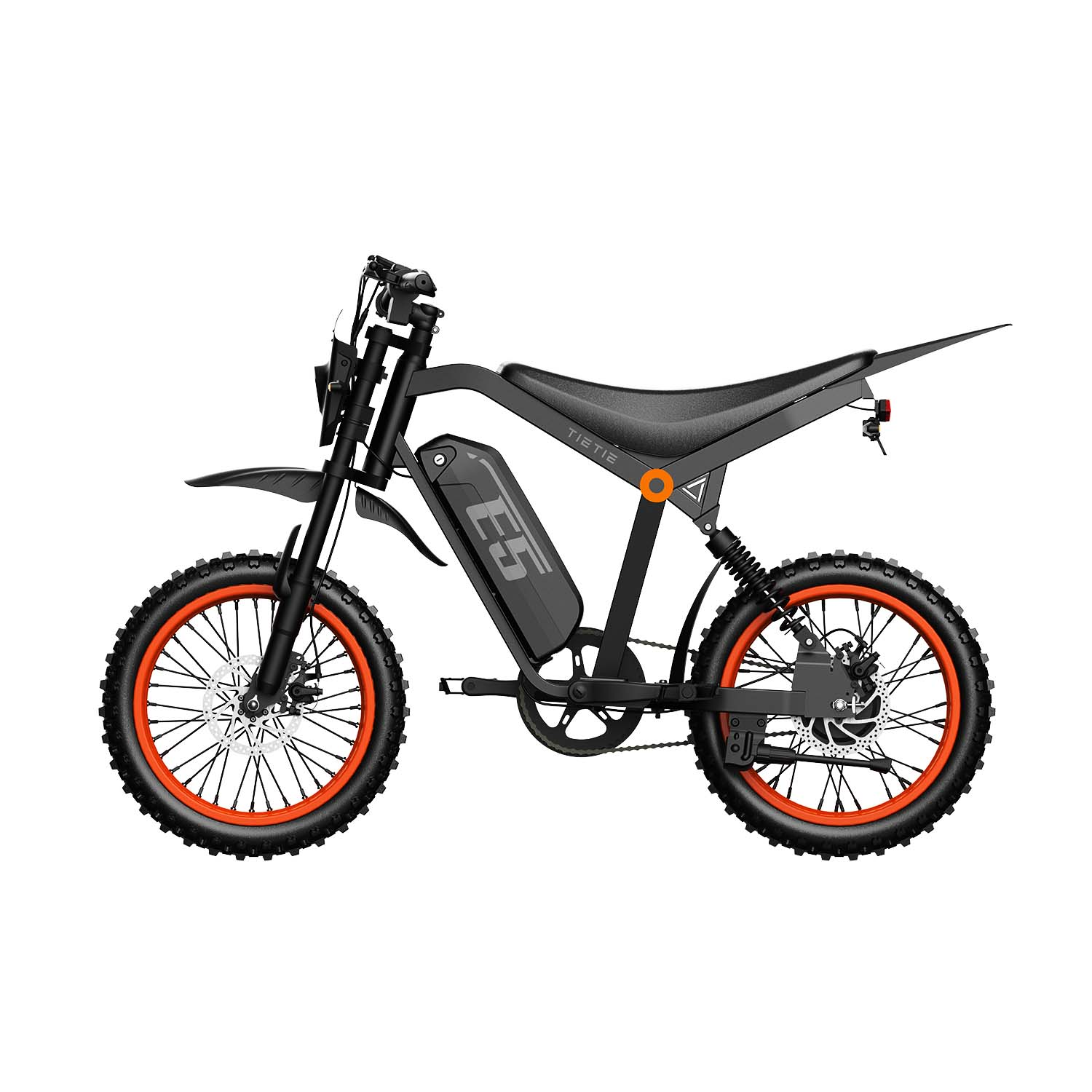 Ein schwarzes Elektro-Dirt-Bike mit orangen Felgen und Stollenreifen vor weißem Hintergrund.