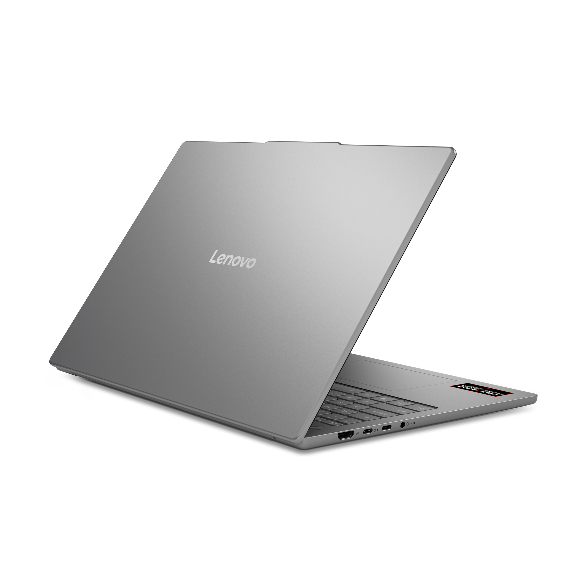 Ein silberner Lenovo-Laptop von hinten rechts vor weißem Hintergrund.