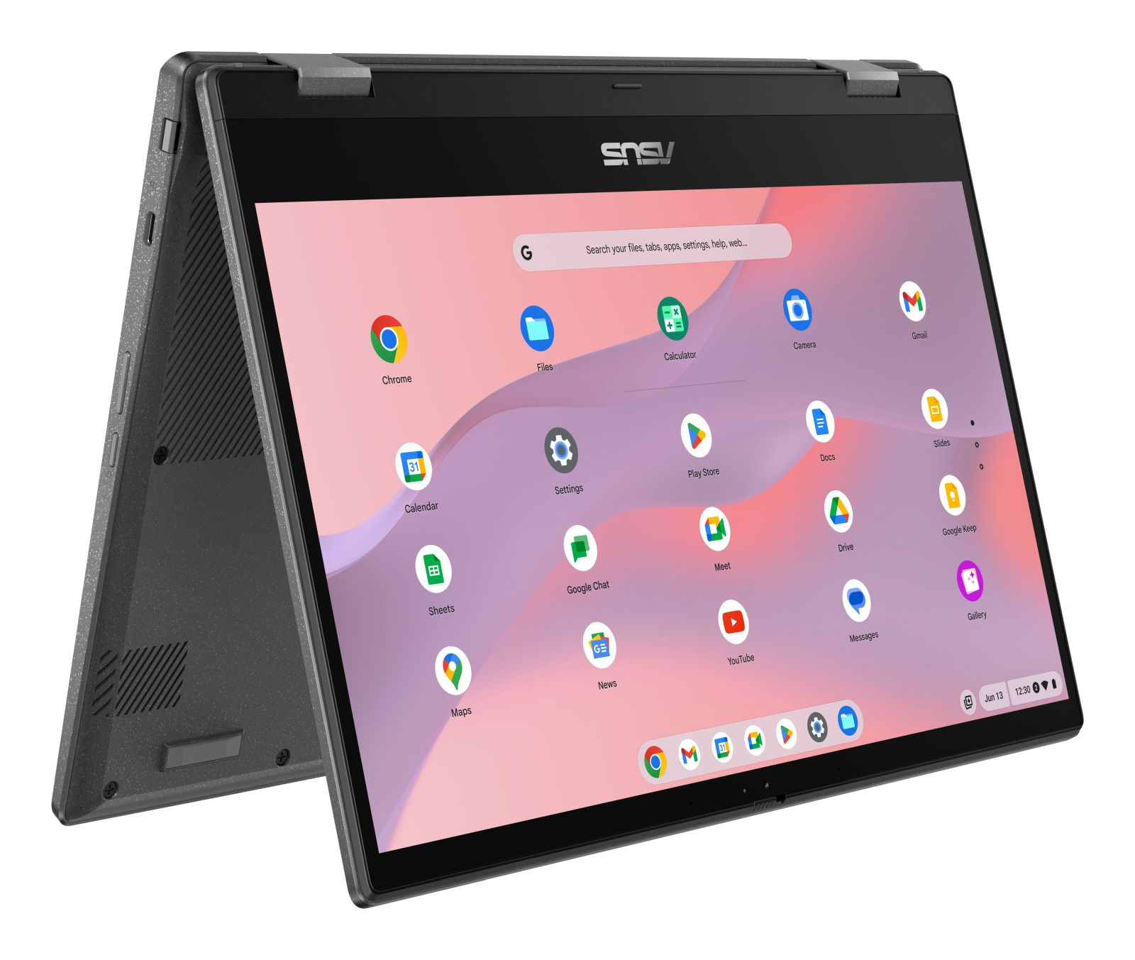 Un Chromebook ASUS en mode tente affiche le bureau avec des icônes d'applications colorées sur fond rose et violet.