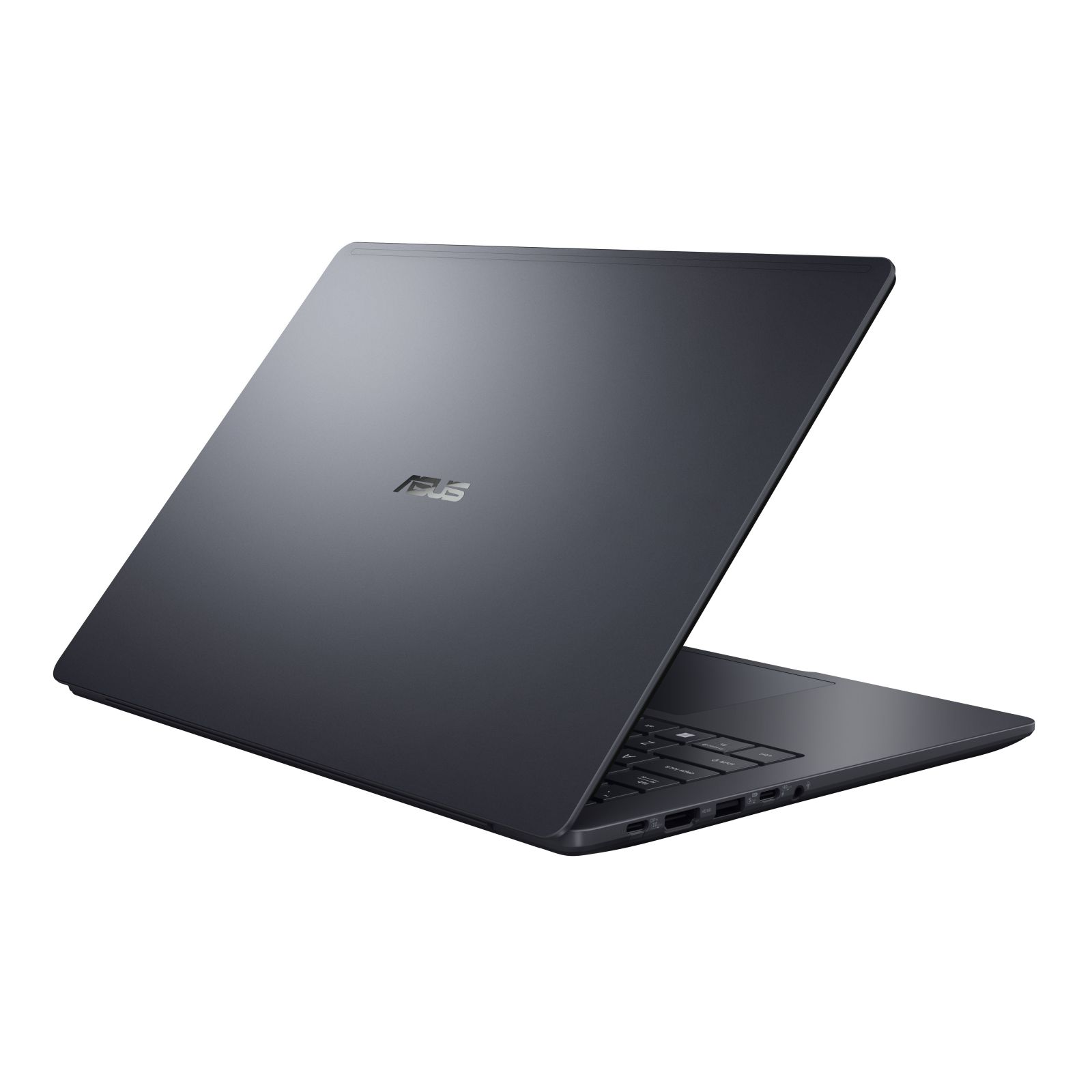 Ein geschlossener, dunkler Asus-Laptop steht auf einer weißen Oberfläche mit sichtbaren Anschlüssen.