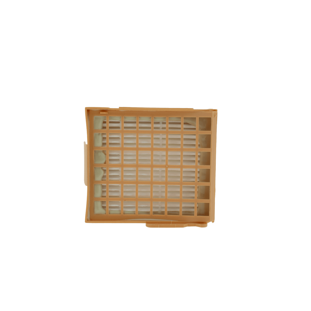 Un filtro in plastica marrone rettangolare con un elemento filtrante plissettato bianco e una griglia protettiva.