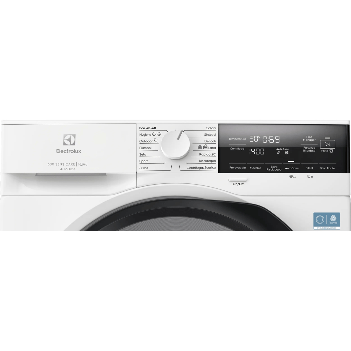 Pannello di controllo di una lavatrice bianca Electrolux con manopola e display digitale.