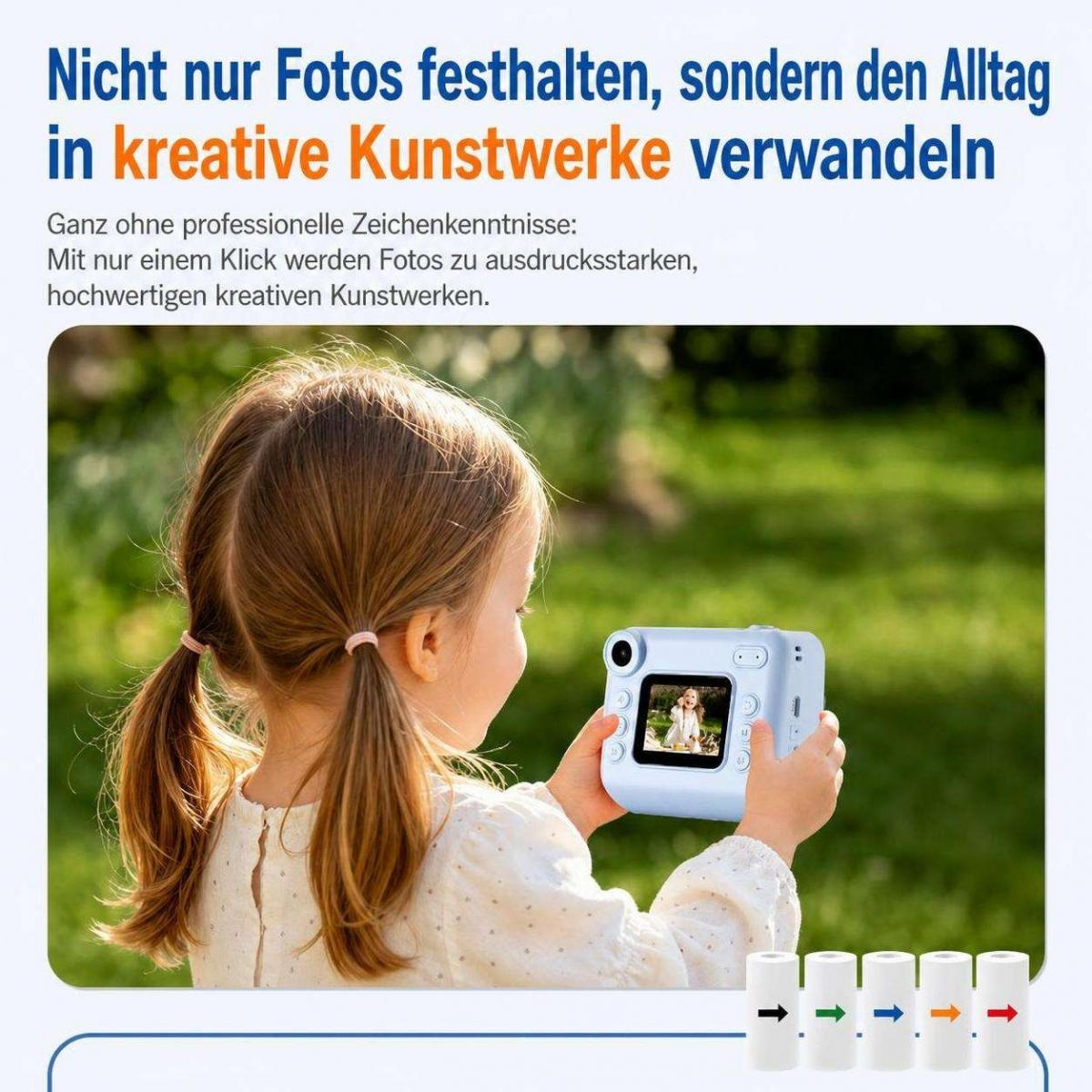 Ein kleines Mädchen hält eine blaue Sofortbildkamera im Freien, während im Hintergrund deutscher Text zu sehen ist.