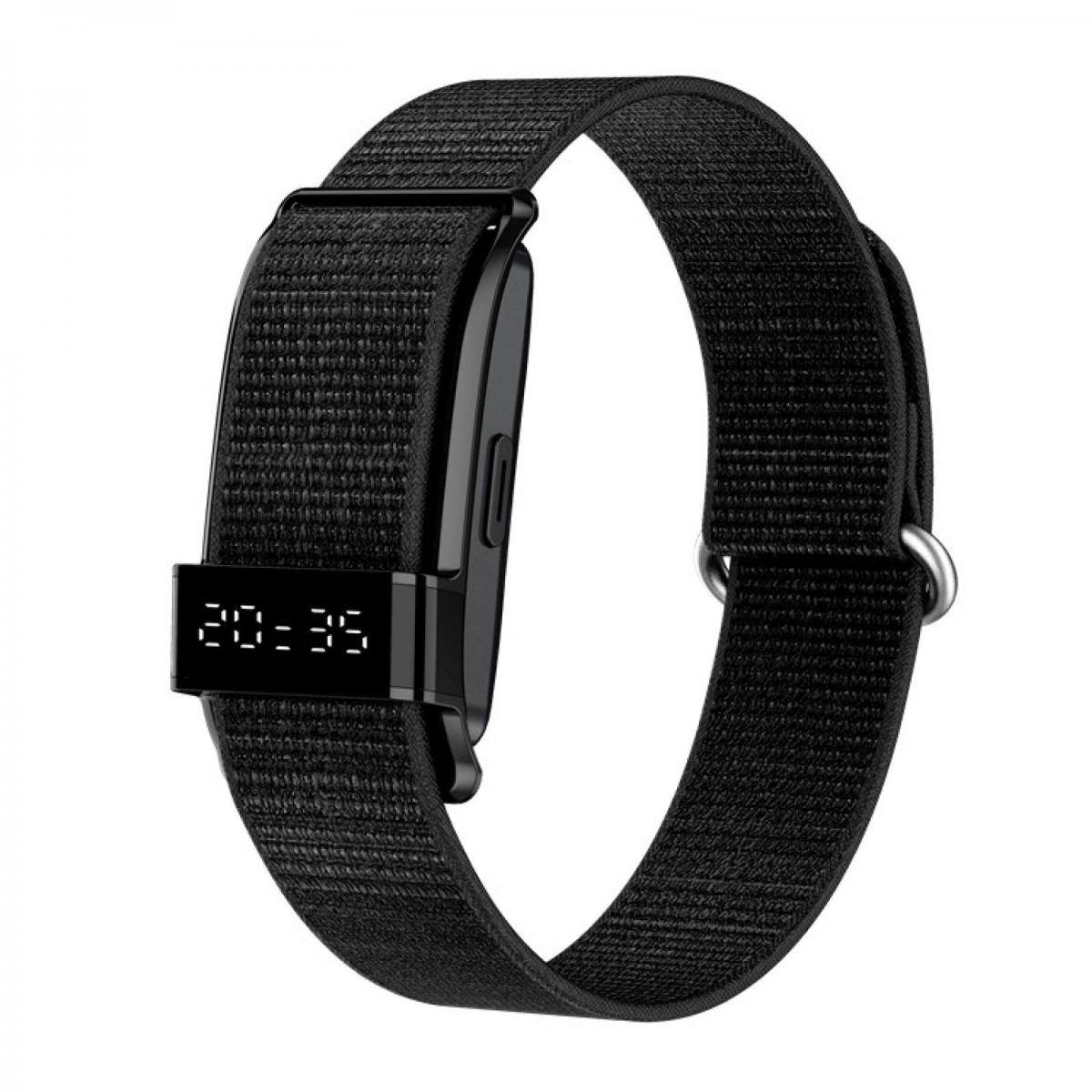 Ein schwarzer Fitnesstracker mit gewebtem Armband und digitaler Zeitanzeige.