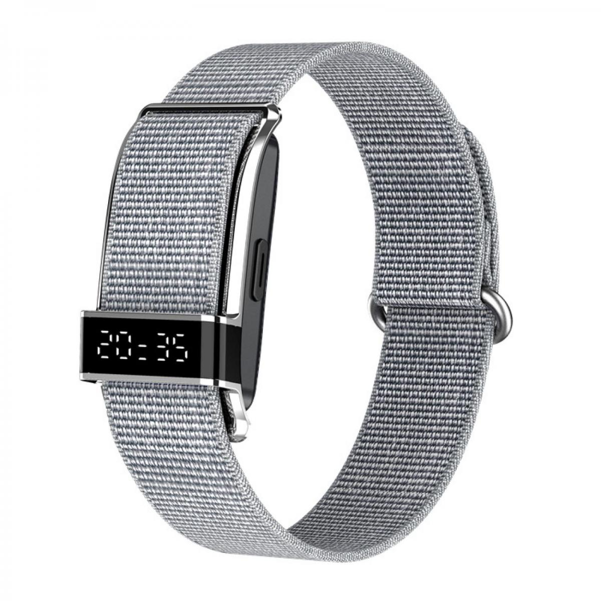 Graue Nylon-Smartwatch mit digitalem Display, das 20:35 Uhr zeigt, und silbernen Beschlägen.