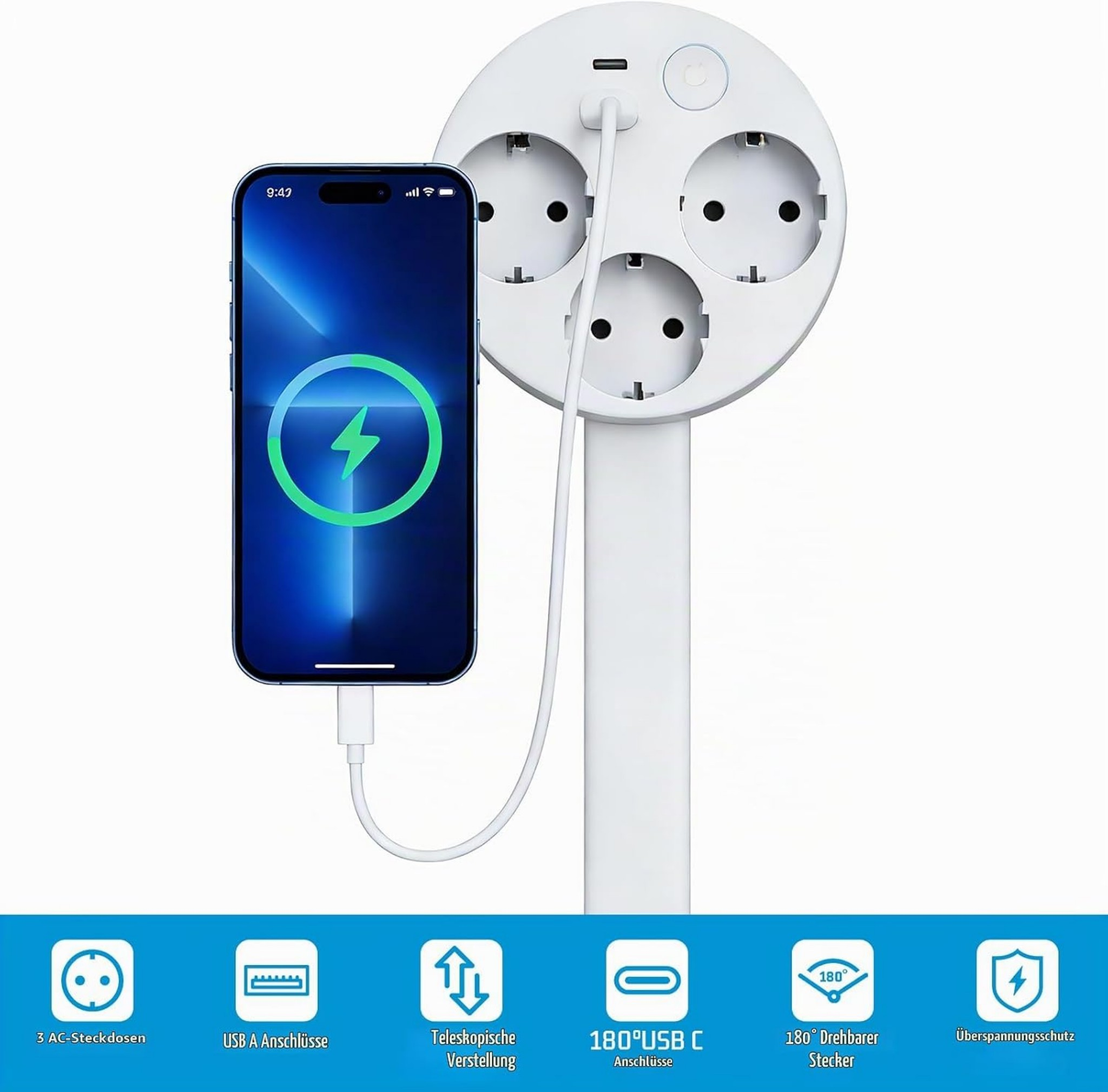 Eine weiße Steckdosenleiste mit drei Steckdosen und einem per USB-Kabel verbundenen Smartphone vor weißem Hintergrund.
