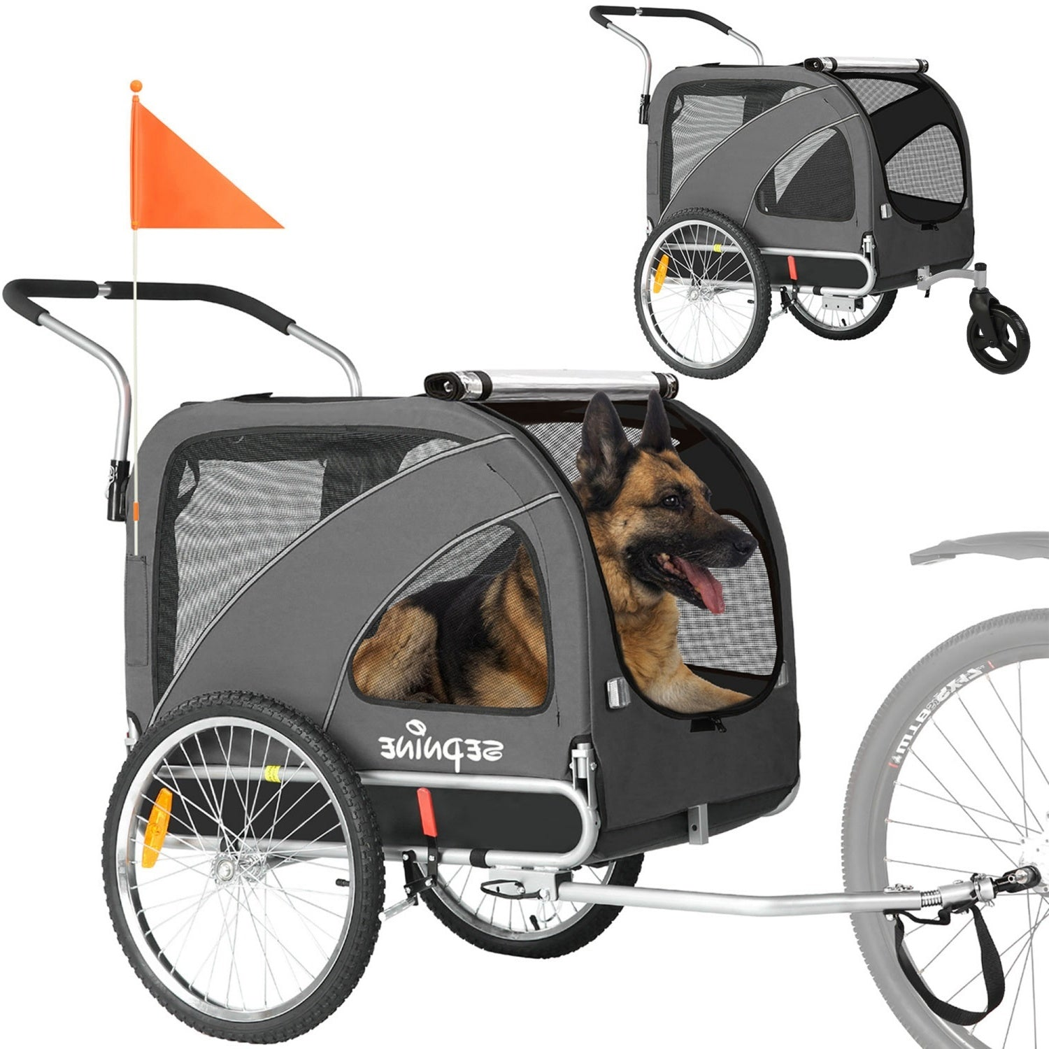 Un carrito para mascotas y remolque para bicicleta gris lleva un pastor alemán, con una bandera de seguridad naranja.